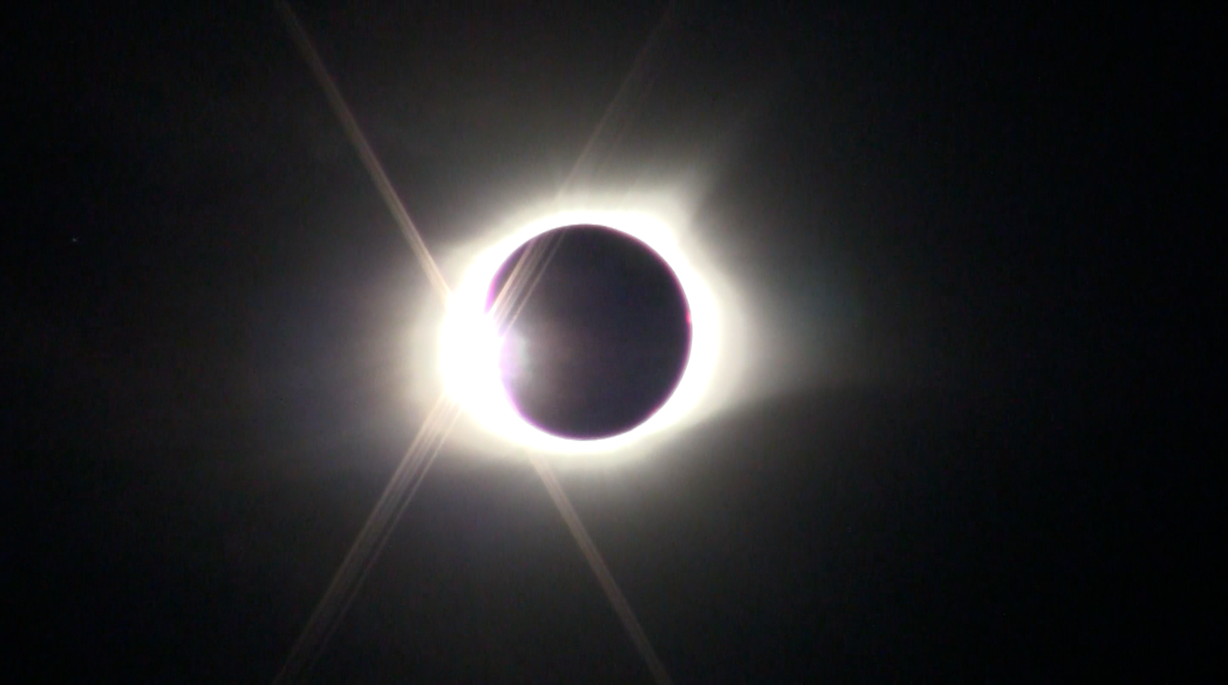  The last moment before totality at 1:21 pm CDT, August 21, 2017. (Still image from the  video  made with my Canon Vixia video camera.) 