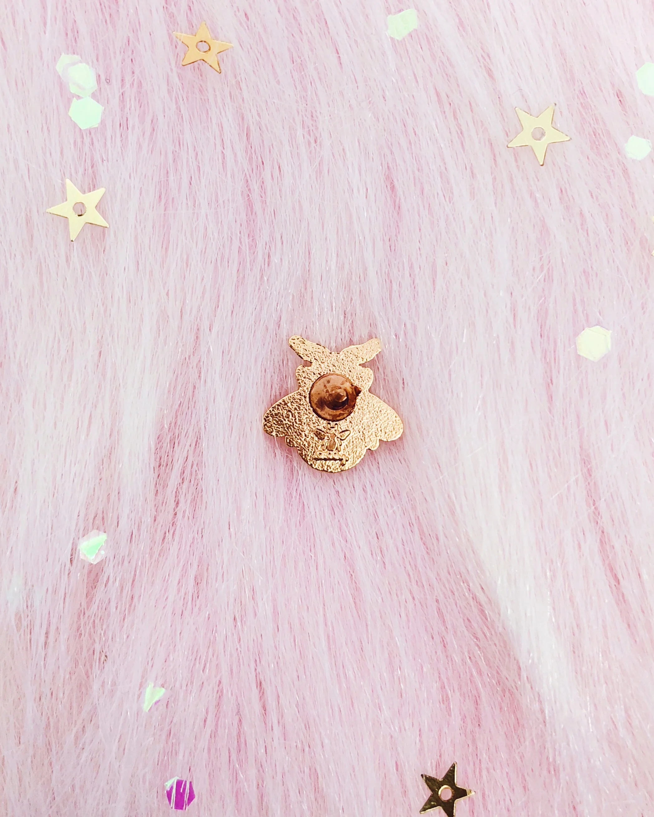 mini bee enamel pin in rose gold, nature-inspired animal honeybee bumblebee pin by lilly baik.