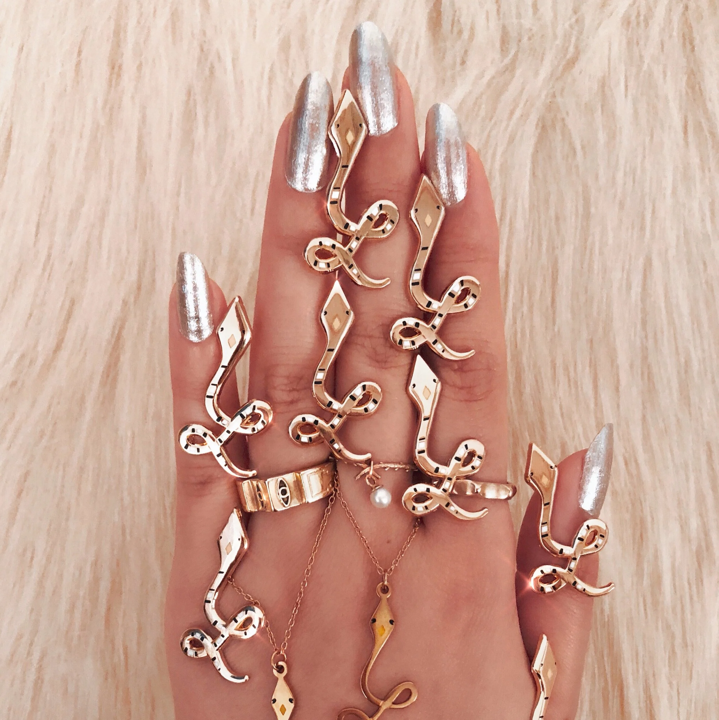 3D8CEDF1-BF30-4866-BC18-84F8E3F52A5A