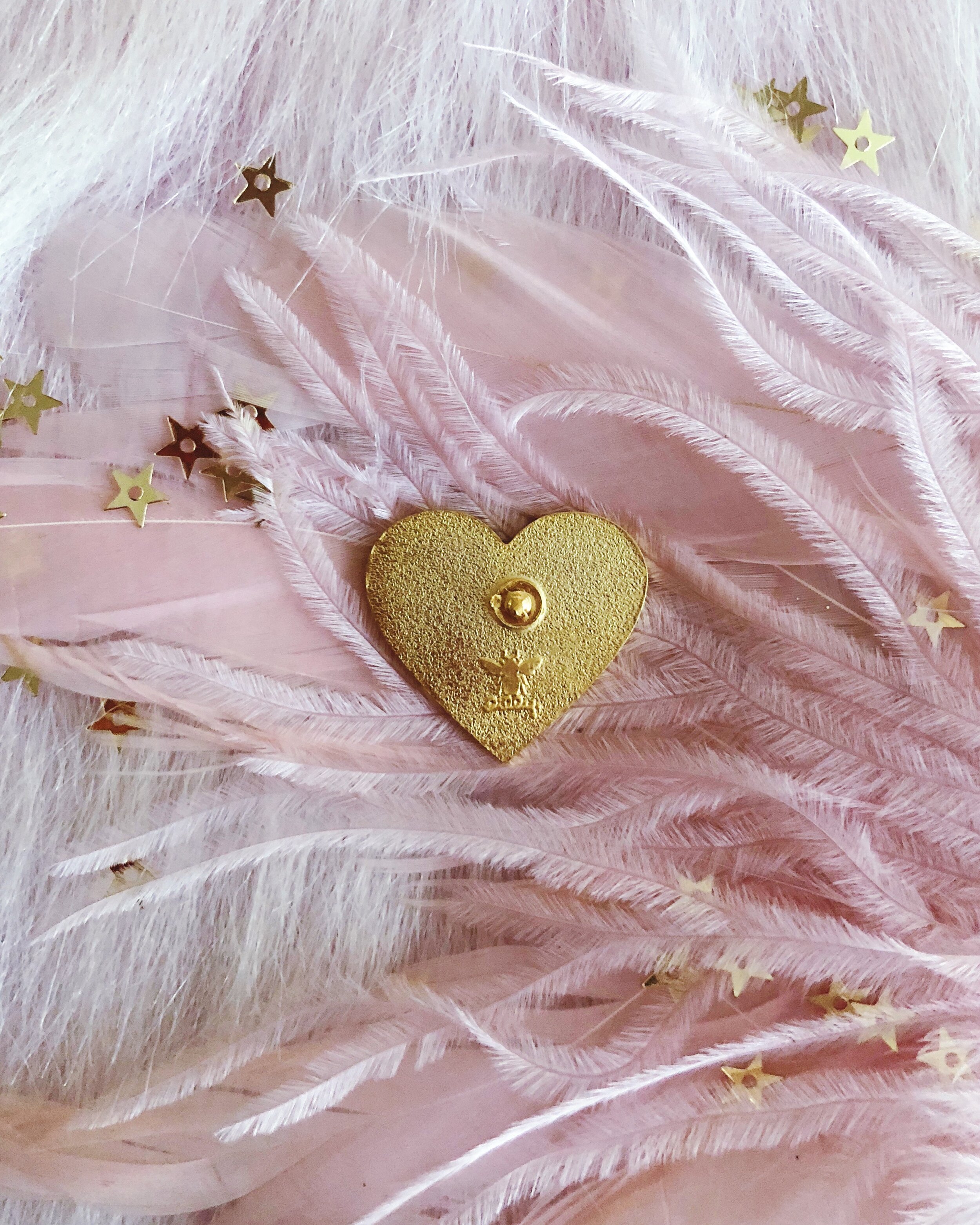 traveler heart pink and red hard enamel cute travel pretty love wanderlust girl backpacker gold lapel pin by lilly baik.