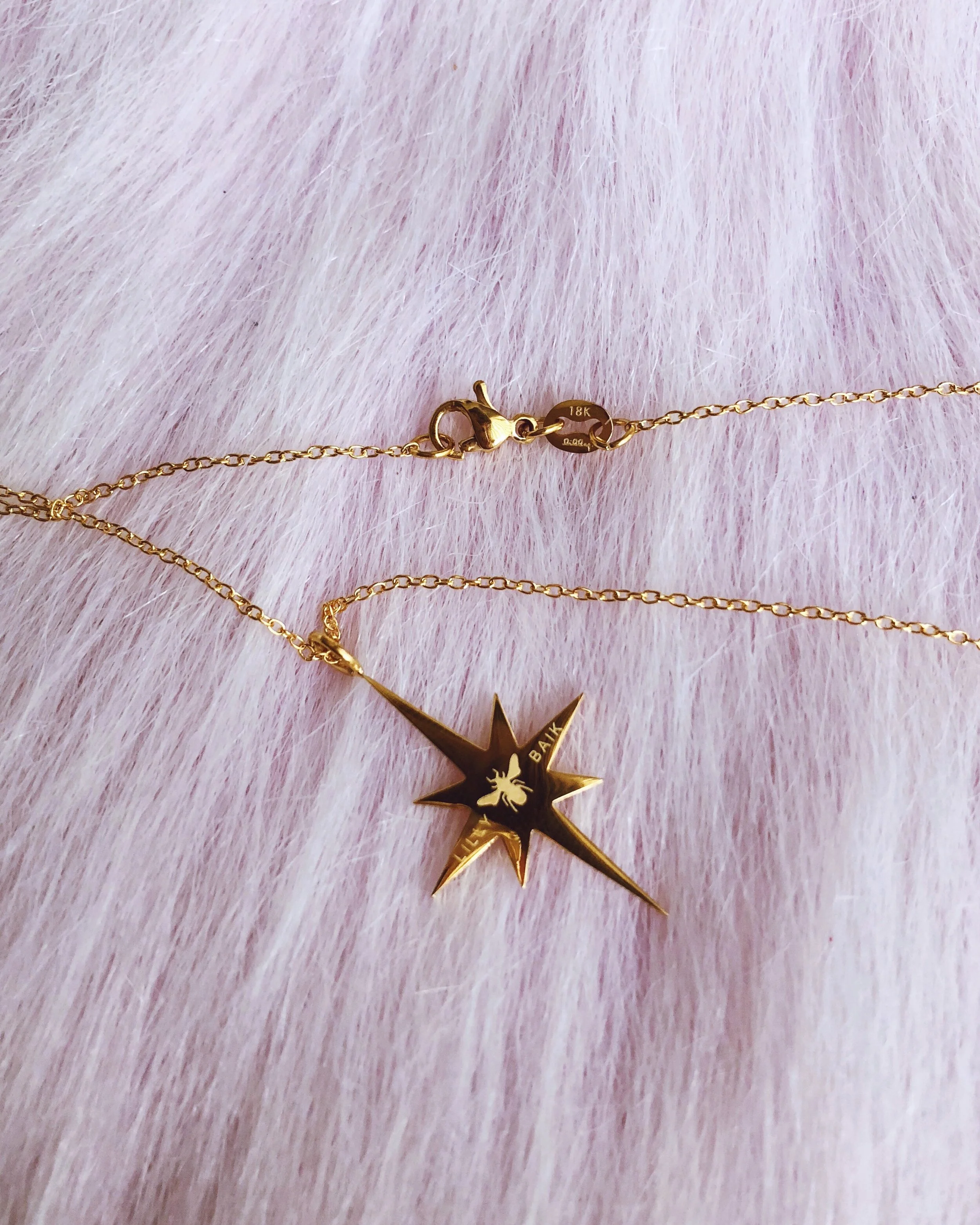 starburst opal necklace in mystic white, delicate dainty gold pretty star necklace designed by lilly baik.