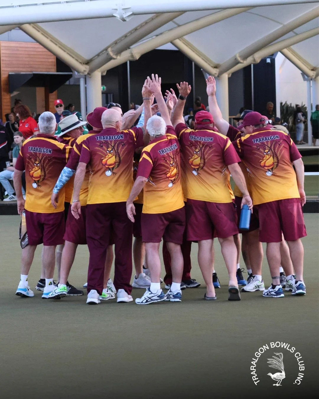 🤩STATE PENNANT CHAMPS
Our Lyrebirds are about to hit the green again for games 4 and 5. The first game will be live streamed so jump over to the Bowls Victoria Facebook Page or Youtube to watch their game v the undefeated Tallygaroopna. 
A stunning 
