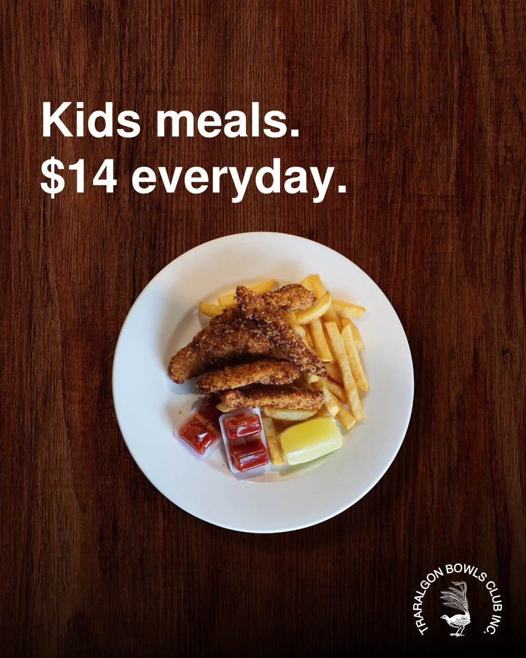 KIDS MEALS
Keep the kids happy with these six kids meals.
📍Fish and Chips - Lakes gummy with gluten-free crumb (pictured here)
📍Ham and Cheese pizza
📍Mini cheeseburger and Chips
📍Chicken Nuggets and Chips
📍Fettuccine Carbonara
📍Fettuccine Bolog