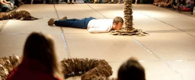 the-invisible-dog-dance-performance.jpeg