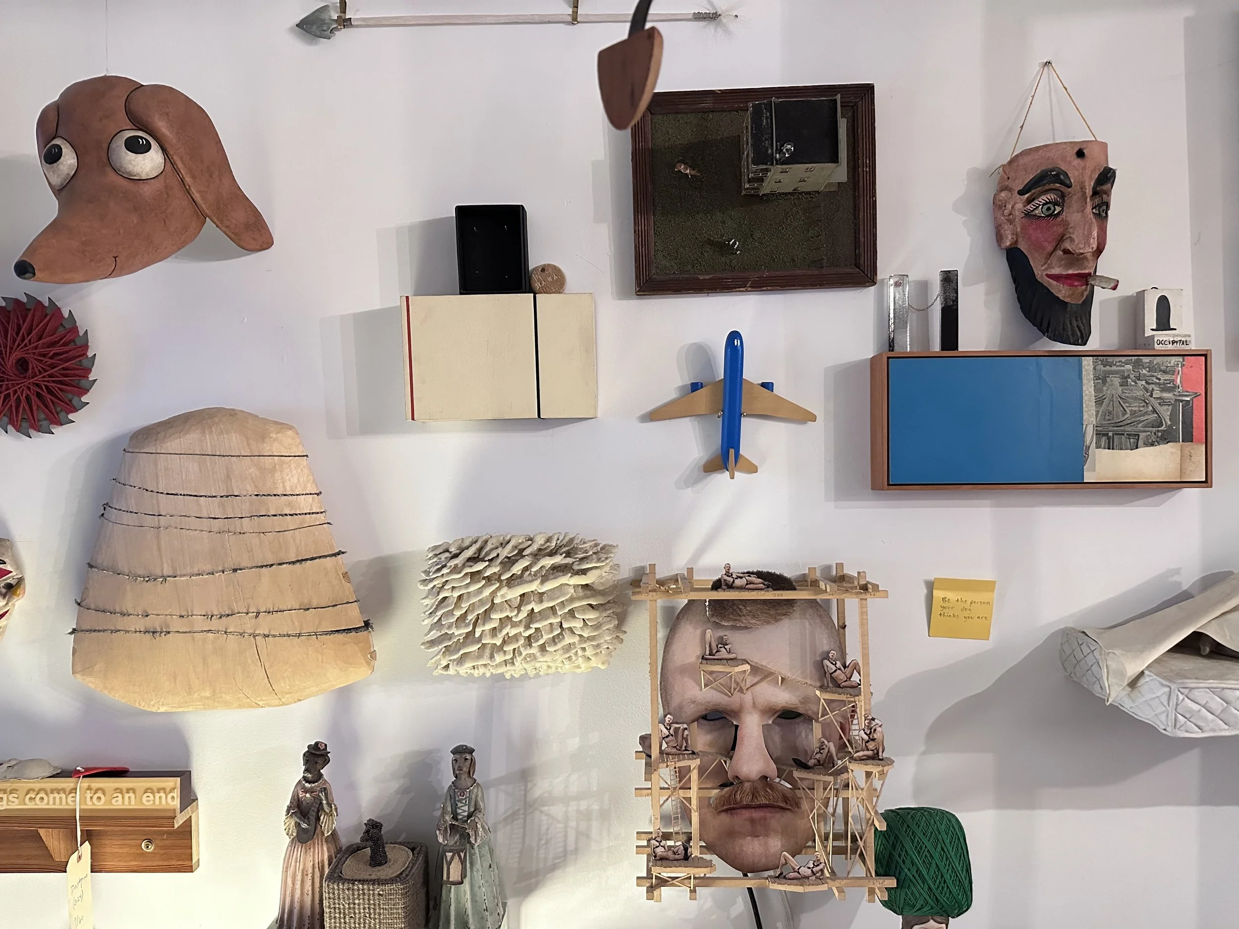 Brunch and Art: Discover the collection of The Invisible Dog Around a Delicious Meal