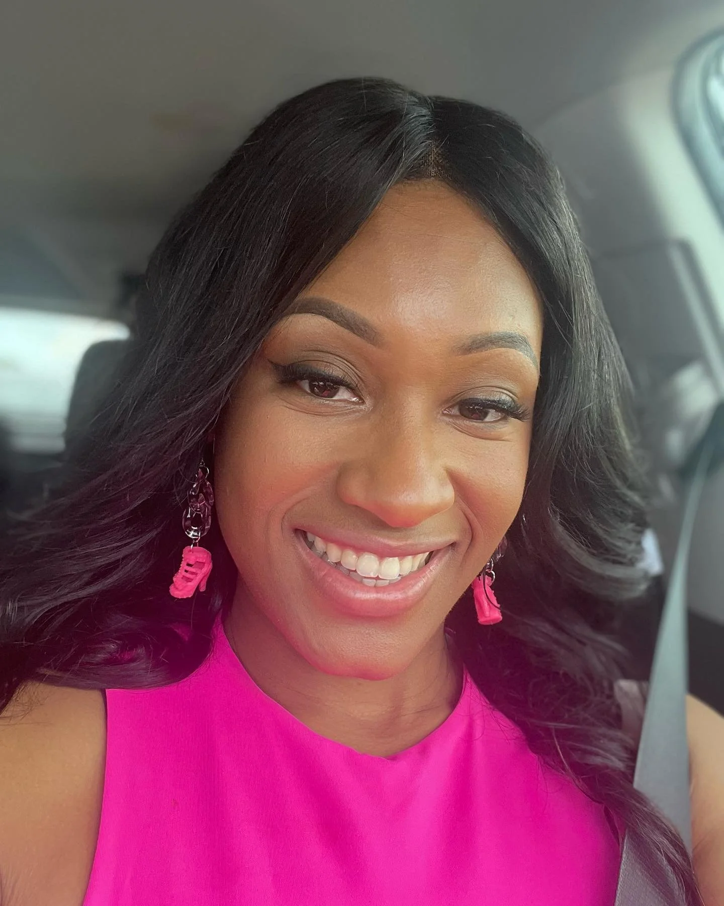 Car selfie time!! Cheers to this fairy sporting our doll shoe chain links 🥳 We love how cute she looks in them 😍

Head over to our site &amp; grab yours nowww ✨

#dollshoes #dollearrings #barbielover #acrylicearrings #statementearrings #statementje