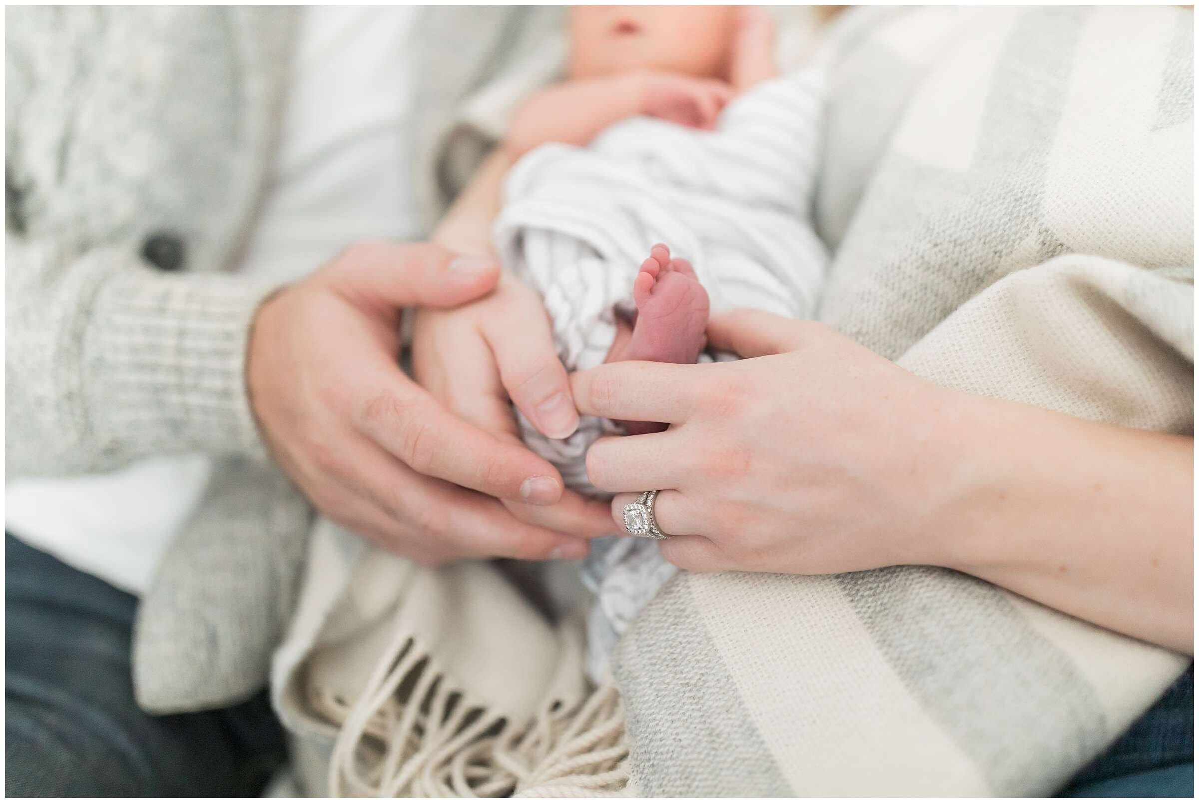 What to expect in an in-home newborn photography session