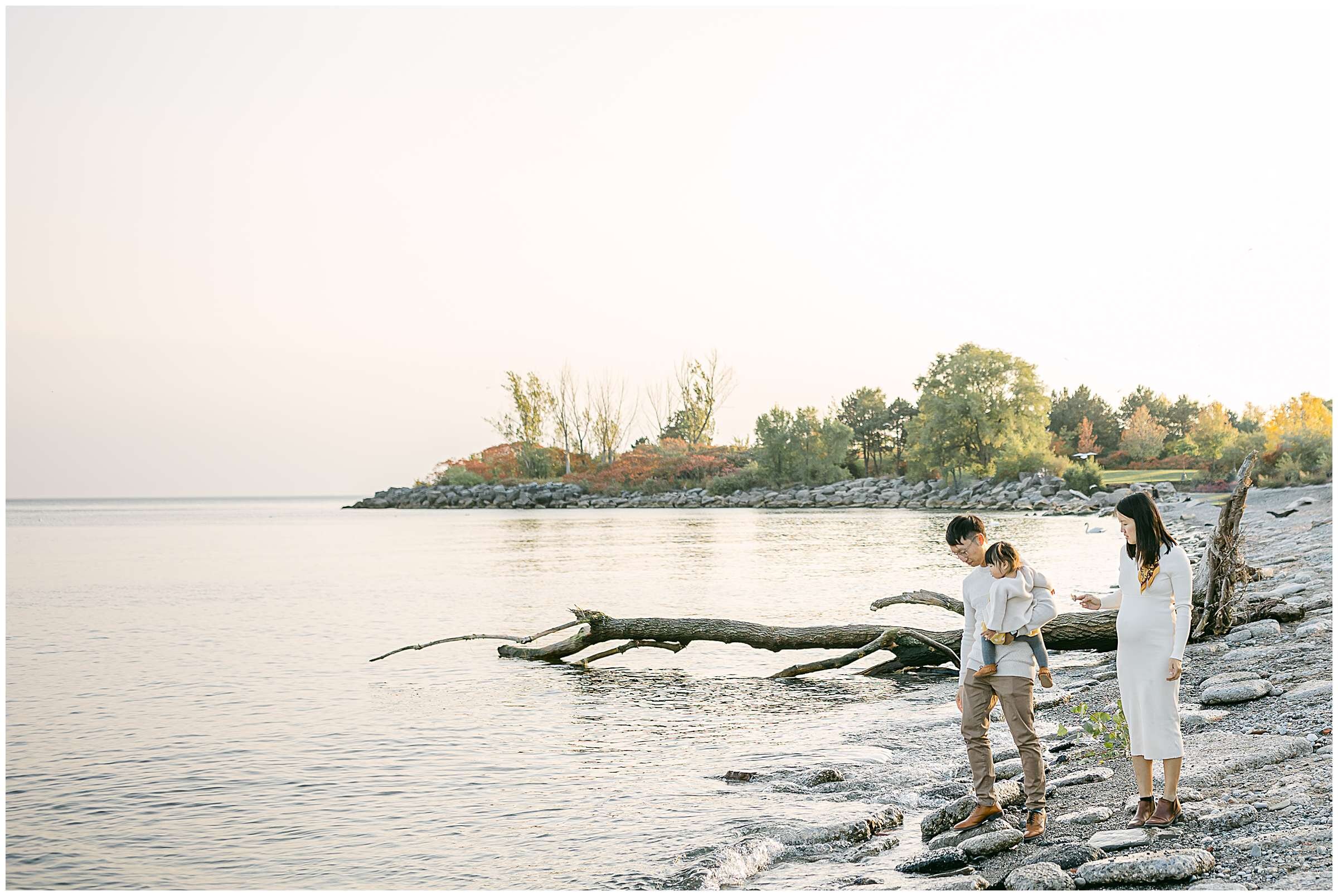 Family-on-beach-west-end-toronto