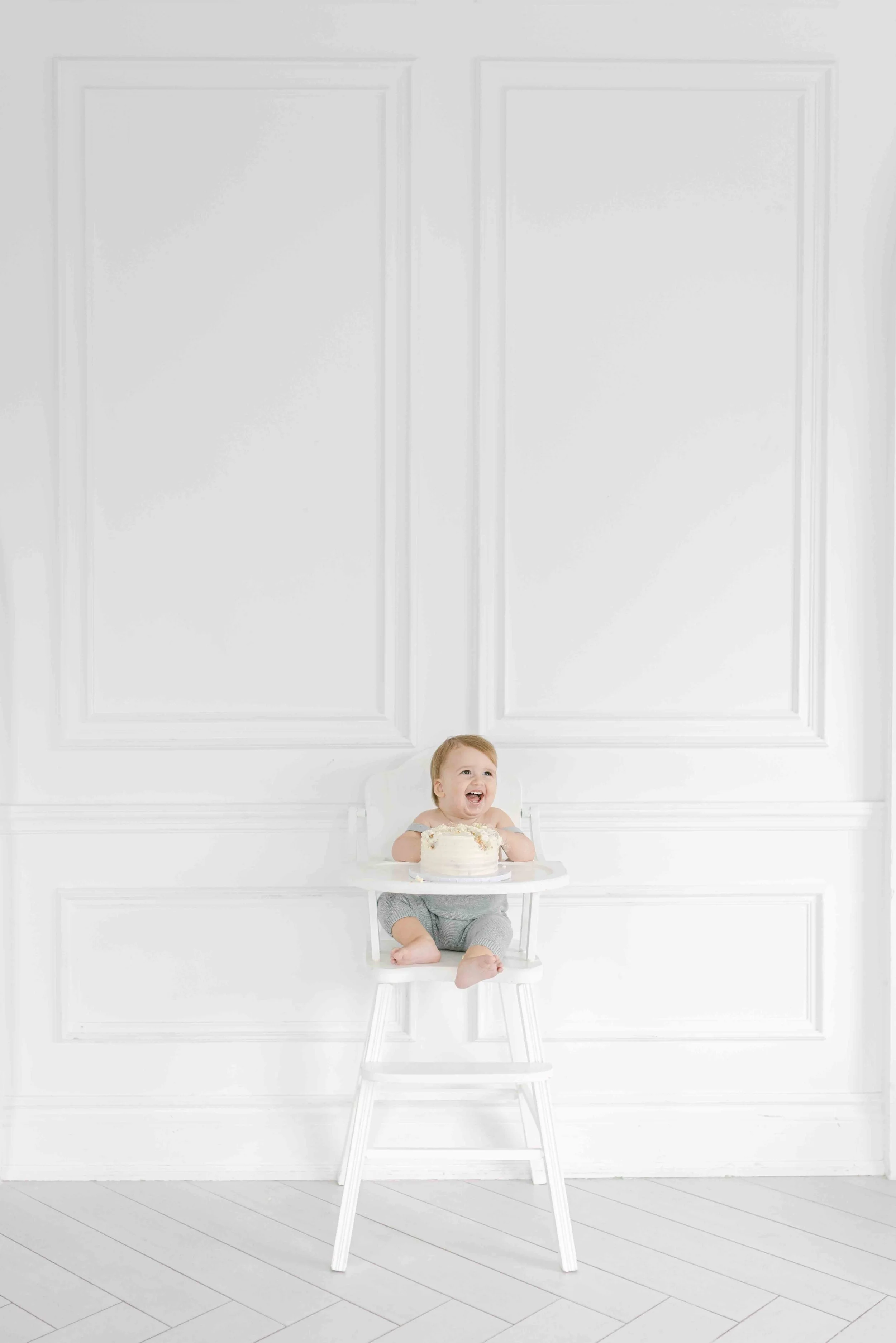 Mint Room Studios - Indoor Family Photos