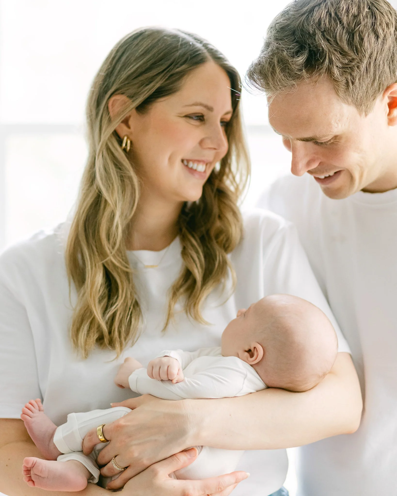 CandidNewbornPhotoToronto-1.jpg