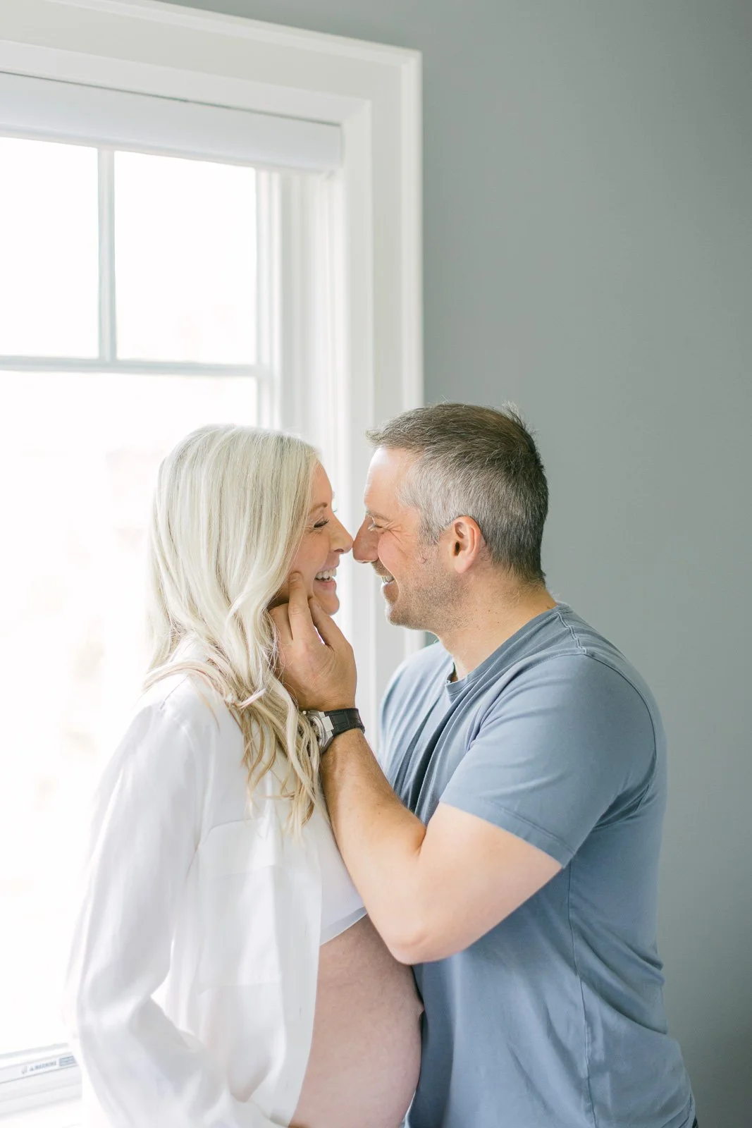 candidin-homematernityphoto.jpg
