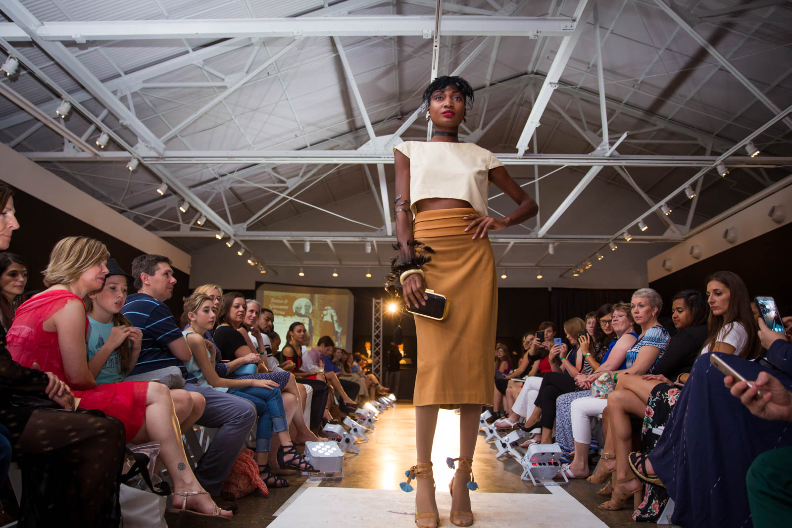 RedressFashionShow2017-1025.jpg