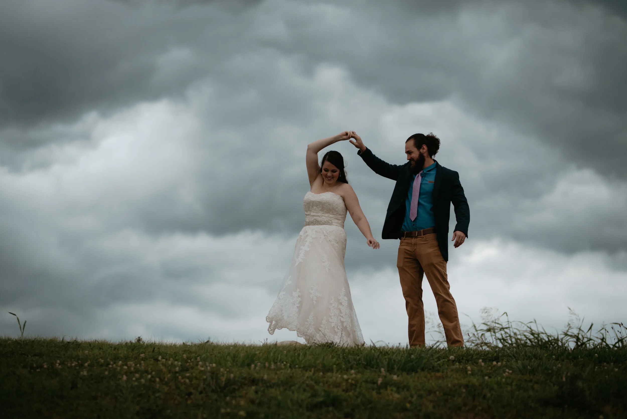 Kelly.Clay.Anniversary.2017.TheStirewalts-109.jpg