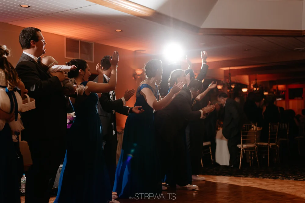 Amanda.Mike.Wedding.blog.©2017.TheStirewalts.Photography.LLC-156.jpg