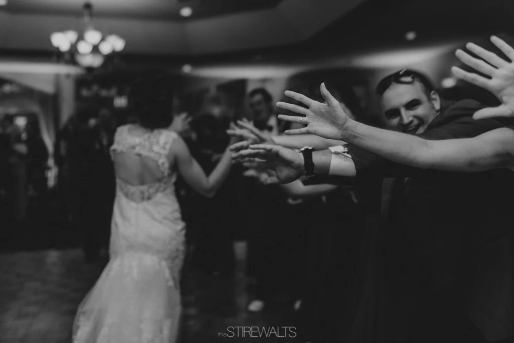 Amanda.Mike.Wedding.blog.©2017.TheStirewalts.Photography.LLC-160.jpg