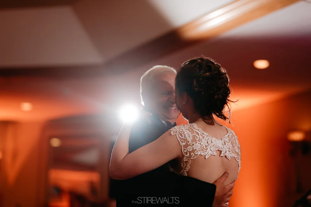 Amanda.Mike.Wedding.blog.©2017.TheStirewalts.Photography.LLC-188.jpg
