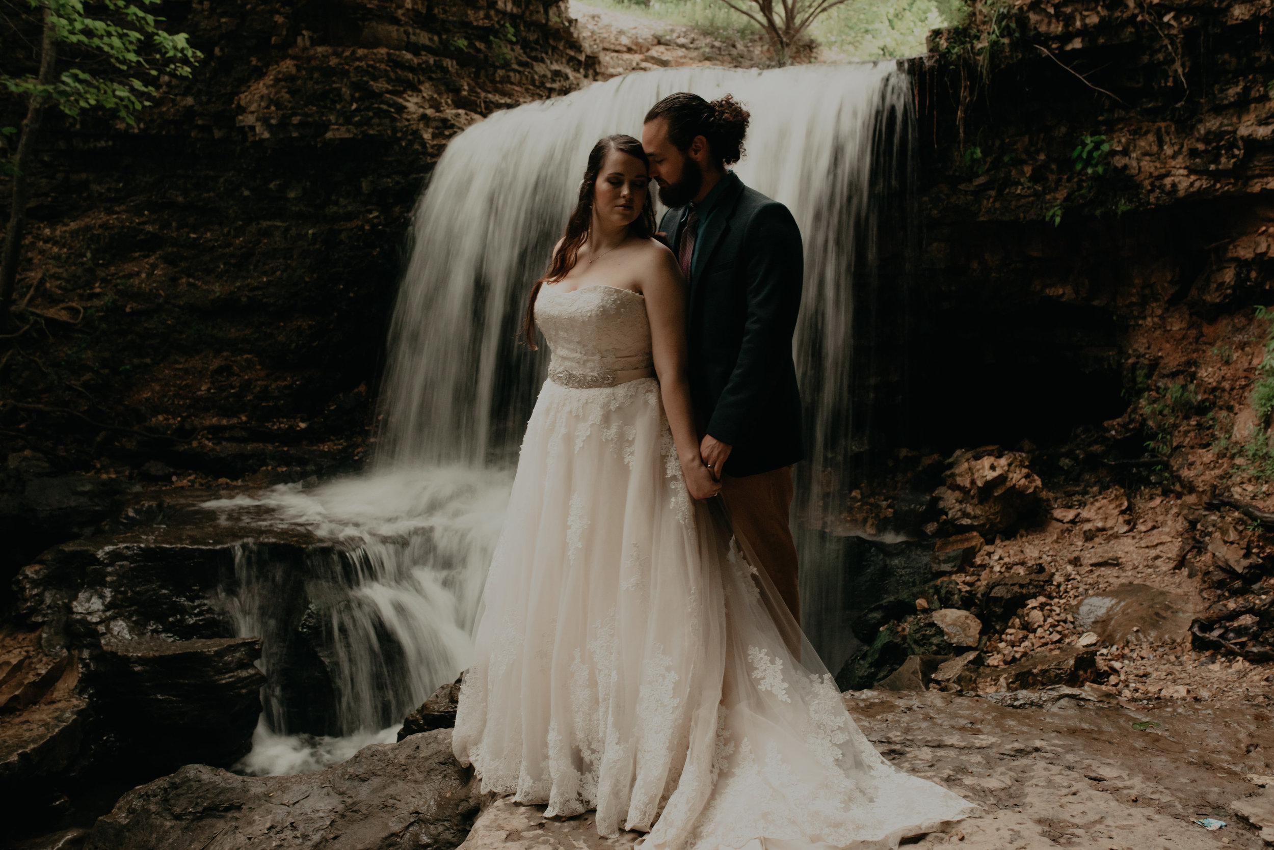 Kelly.Clay.Anniversary.2017.TheStirewalts-219.jpg