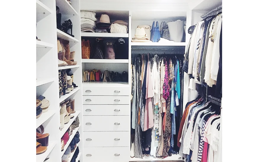 Closet 35.jpg