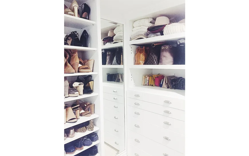 Closet 37.jpg