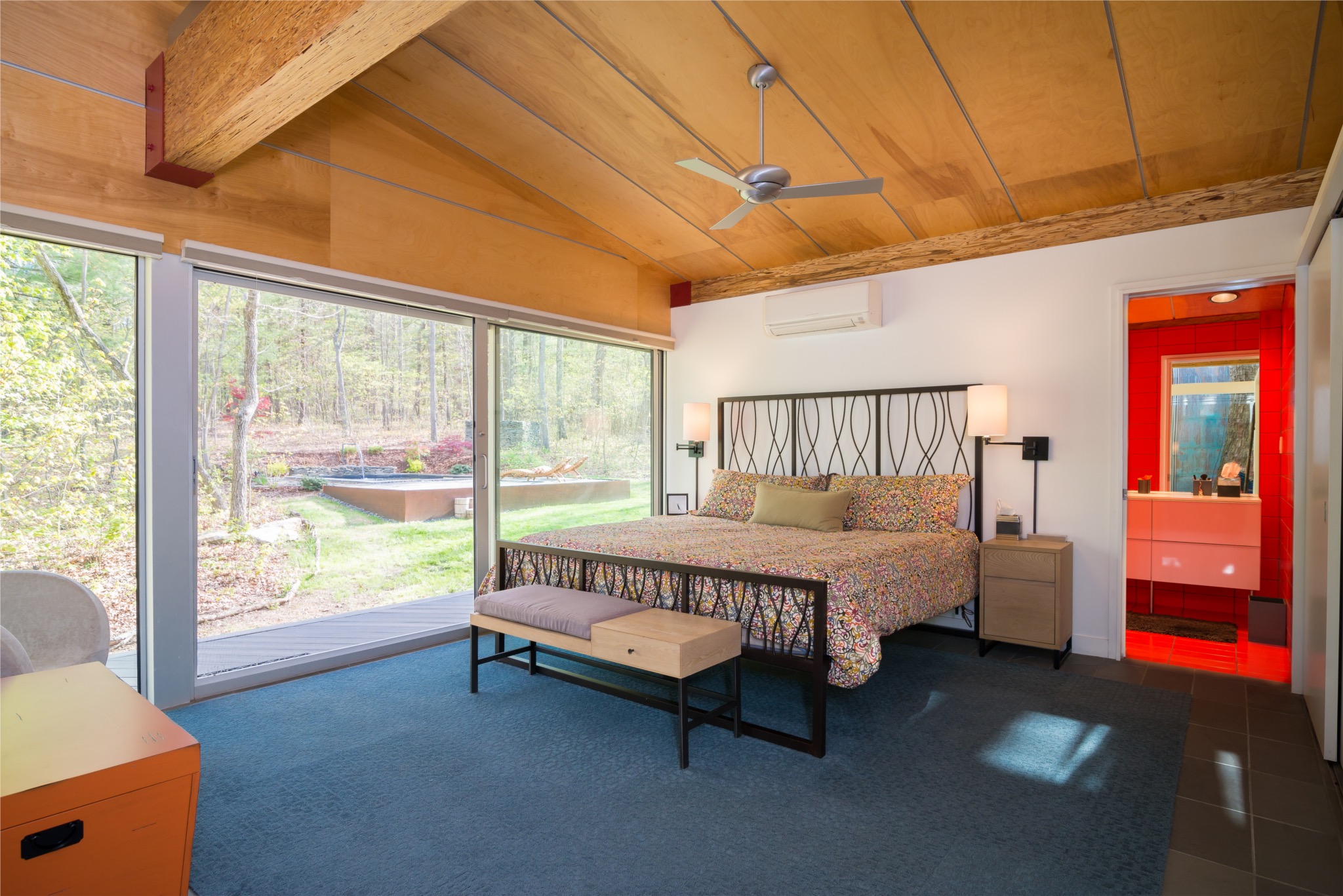 IntMasterBedroom.jpg