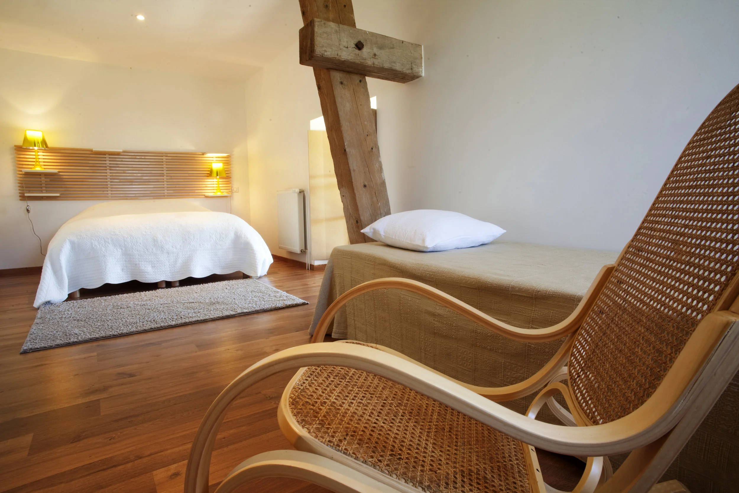 &nbsp; &nbsp; &nbsp; &nbsp; &nbsp; &nbsp; &nbsp; &nbsp; &nbsp; Chambre sur cour