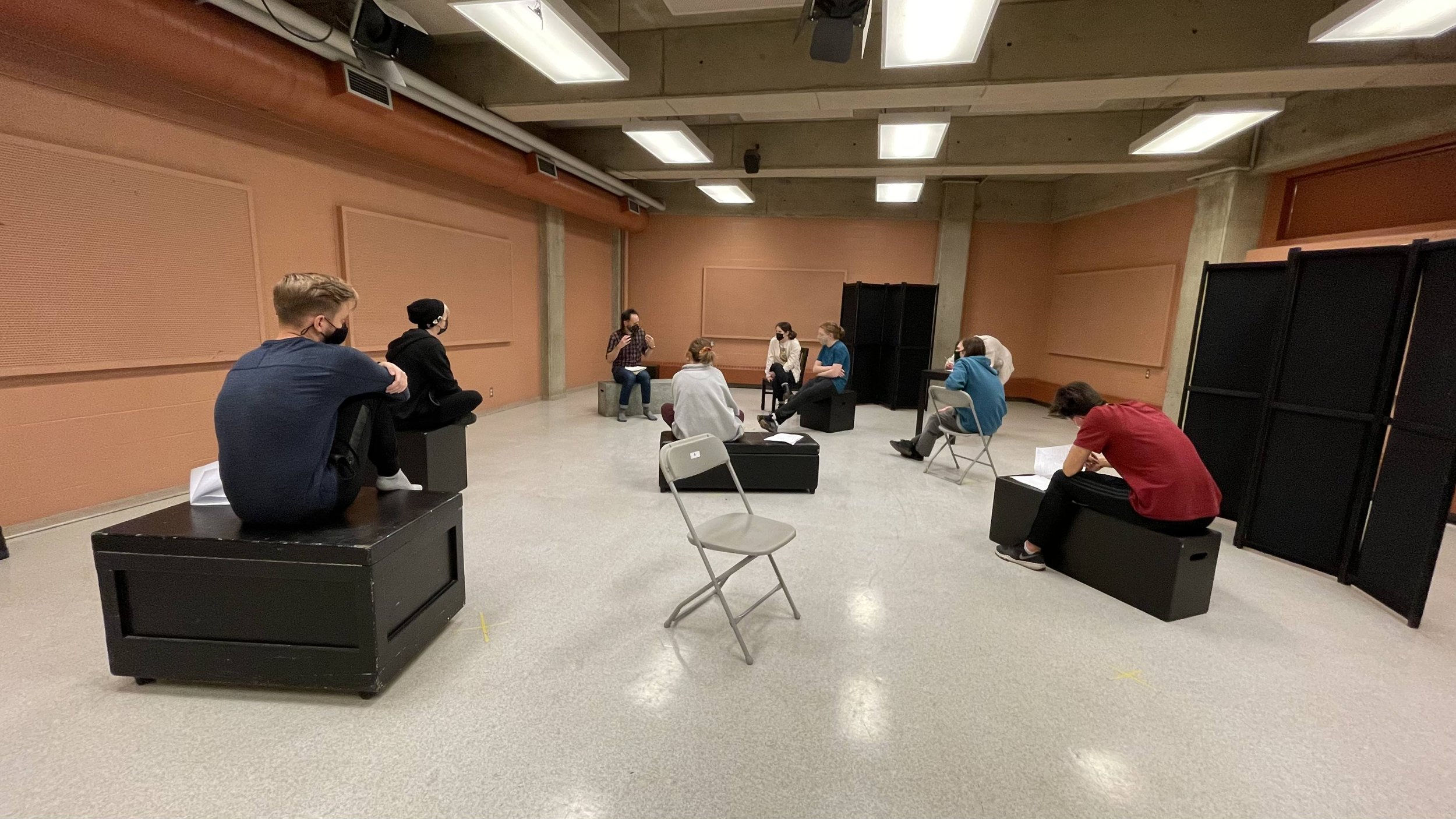  Andrew Ritchie teaching with the Acting Young Company at the Citadel Theatre (2021).  
