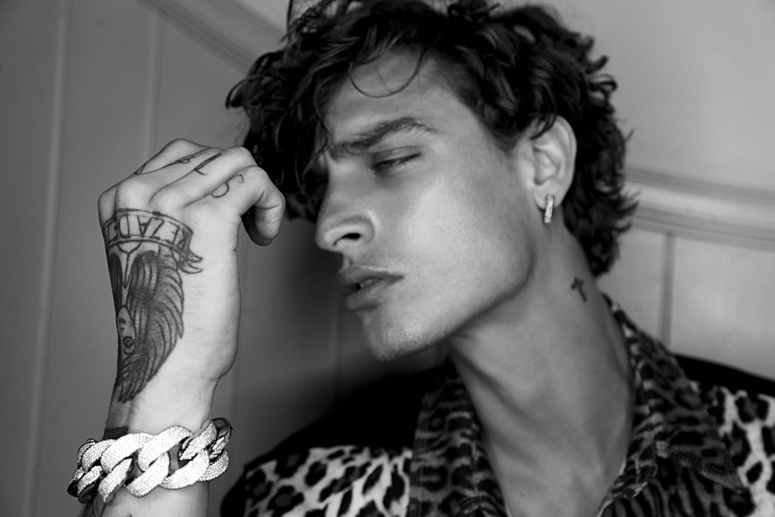 Lewis Magazine - Jonathan Bellini