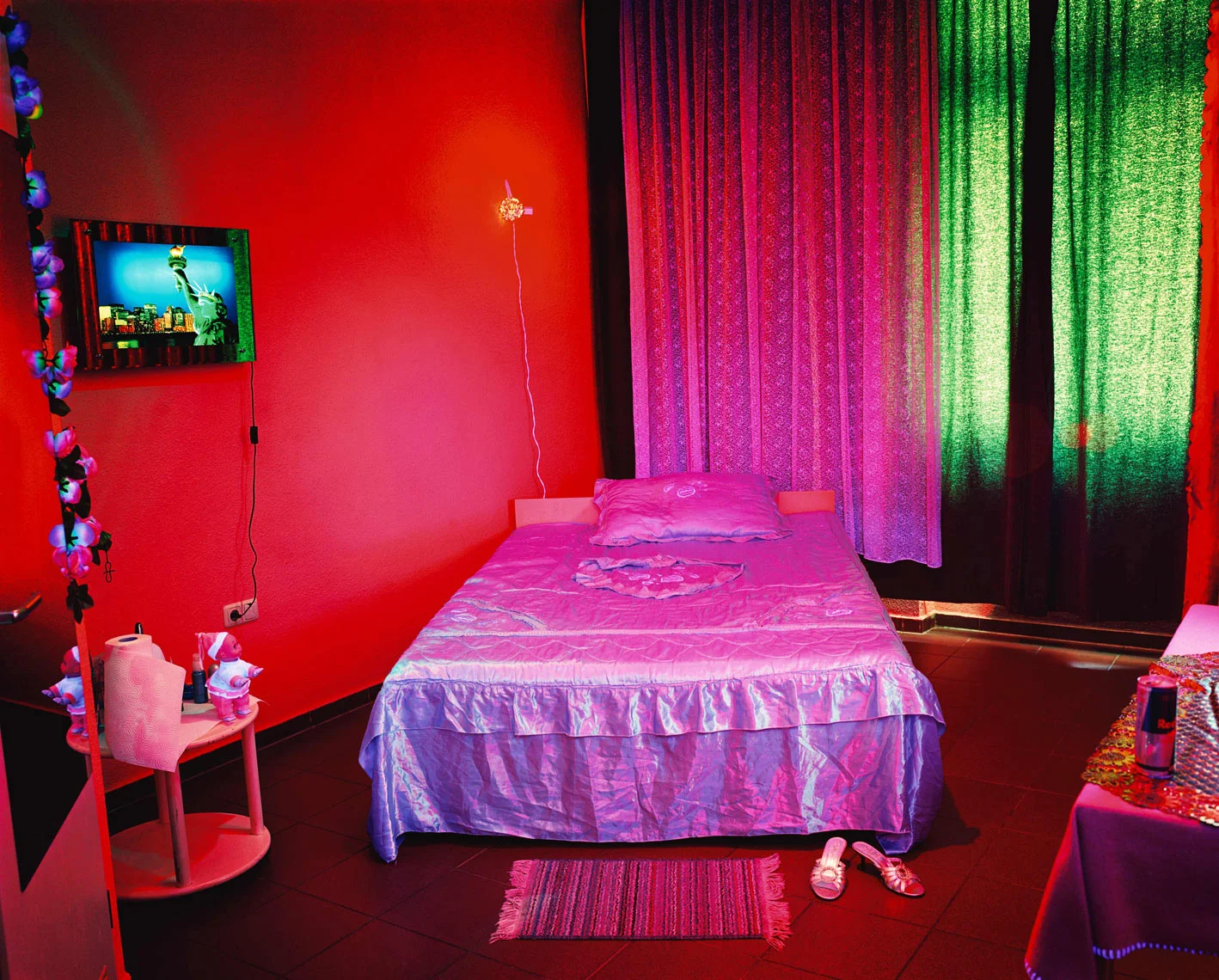 - Room 3 - Medium: Lambda print Edition: 1/6 plus 2 artist's D: 109 x 134 cm / 43 x 53 in (framed)