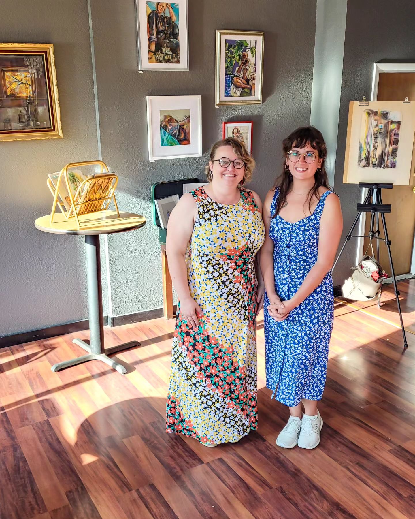 The second @downtownmhkart Art Walk was an absolute delight! Special thanks to @h.hnizdil who made it all come together (again!) 

I had a lovely time sharing my work with everyone, and I felt very happy with how many of my more personal works were p