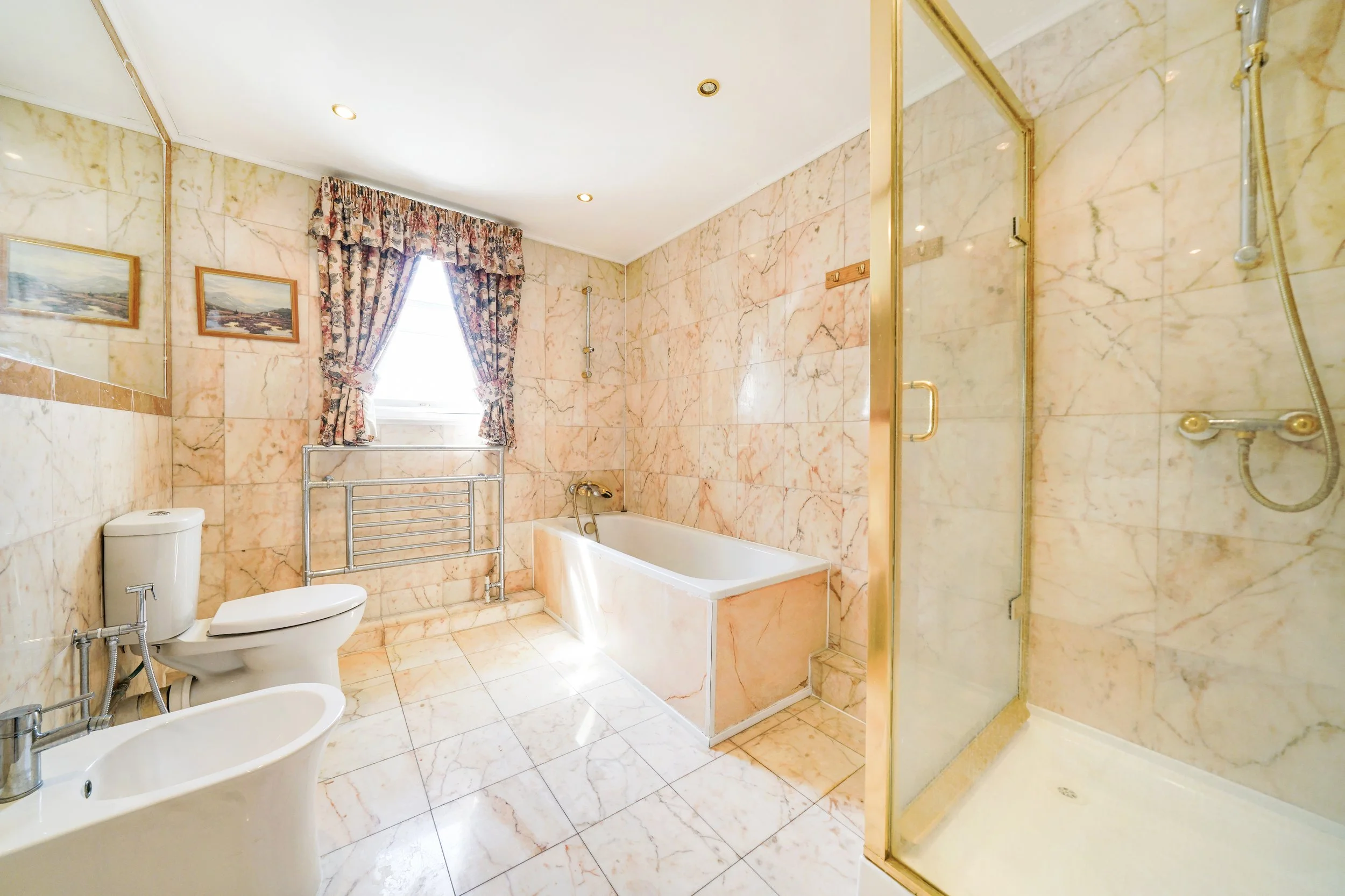 Bleinheim Court - oenkYSlZcRBkqT4KlIpq.jpg