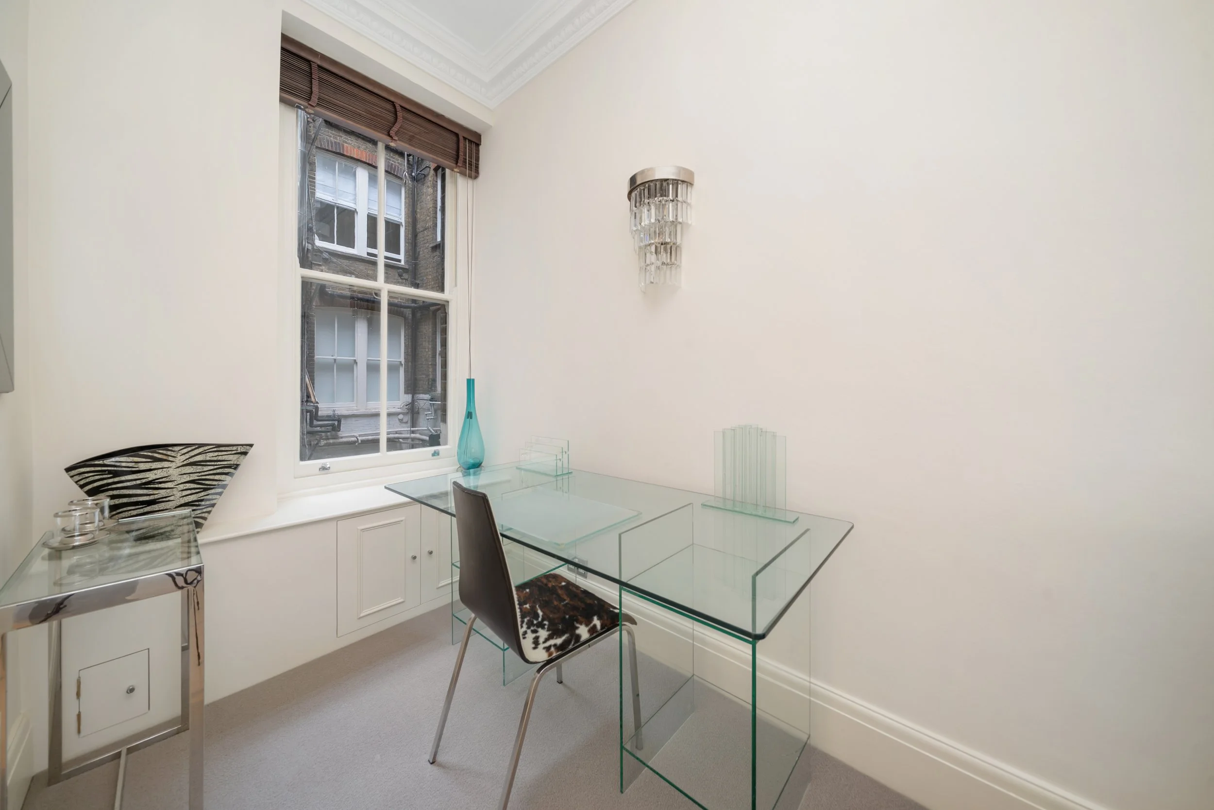 Lincolnd House 4.jpg