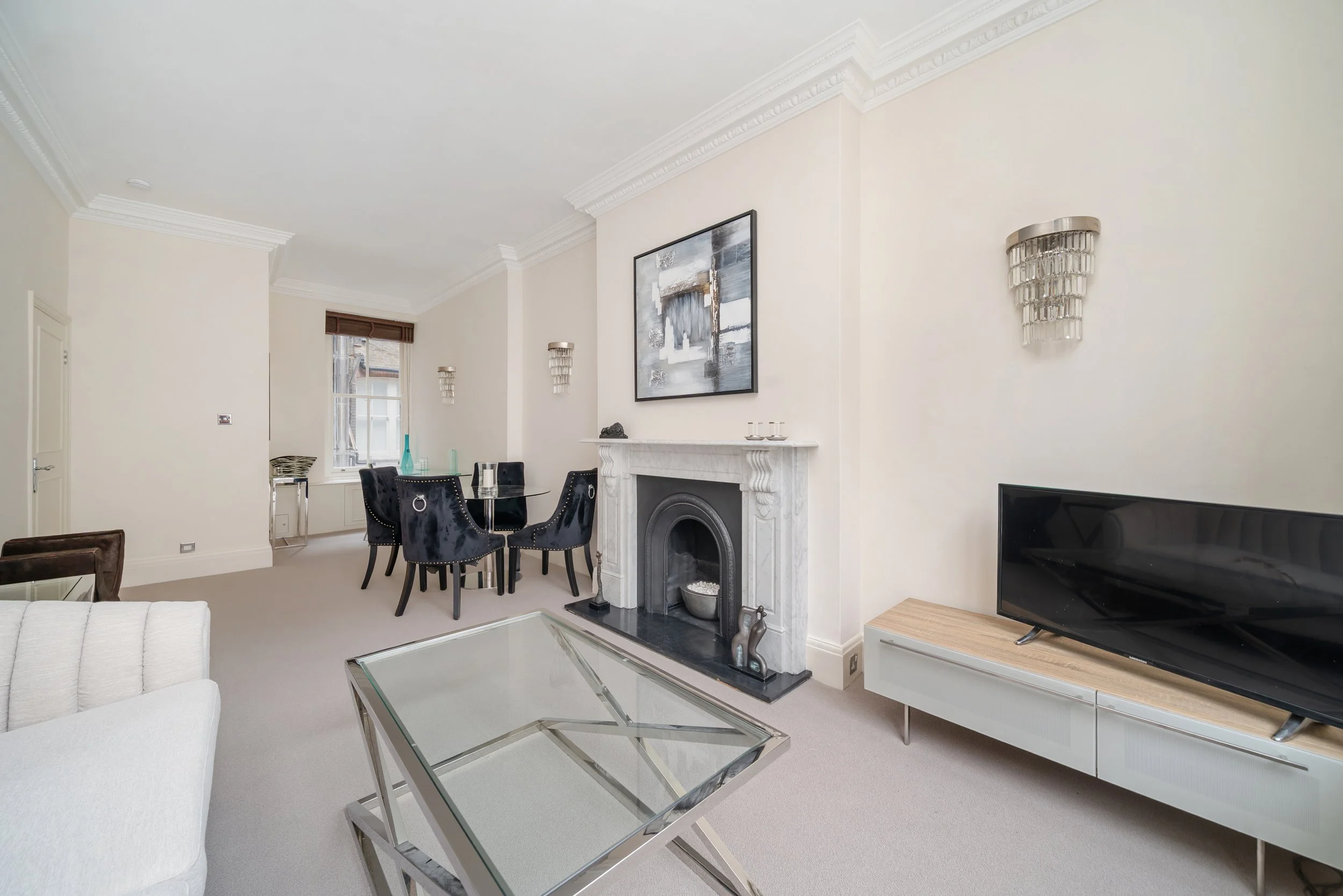 Lincolnd House 7.jpg