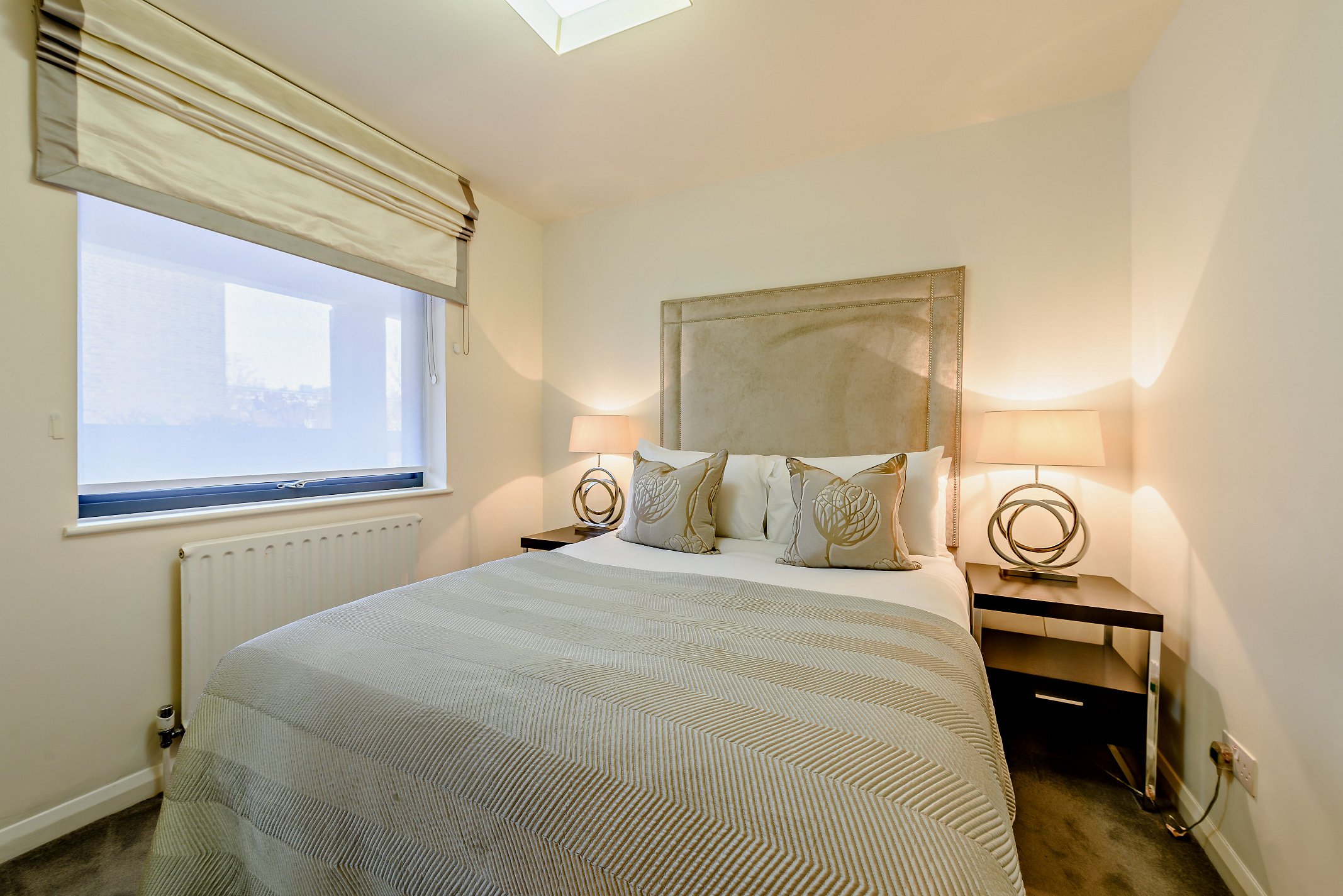 8447057-interior10-800.jpg