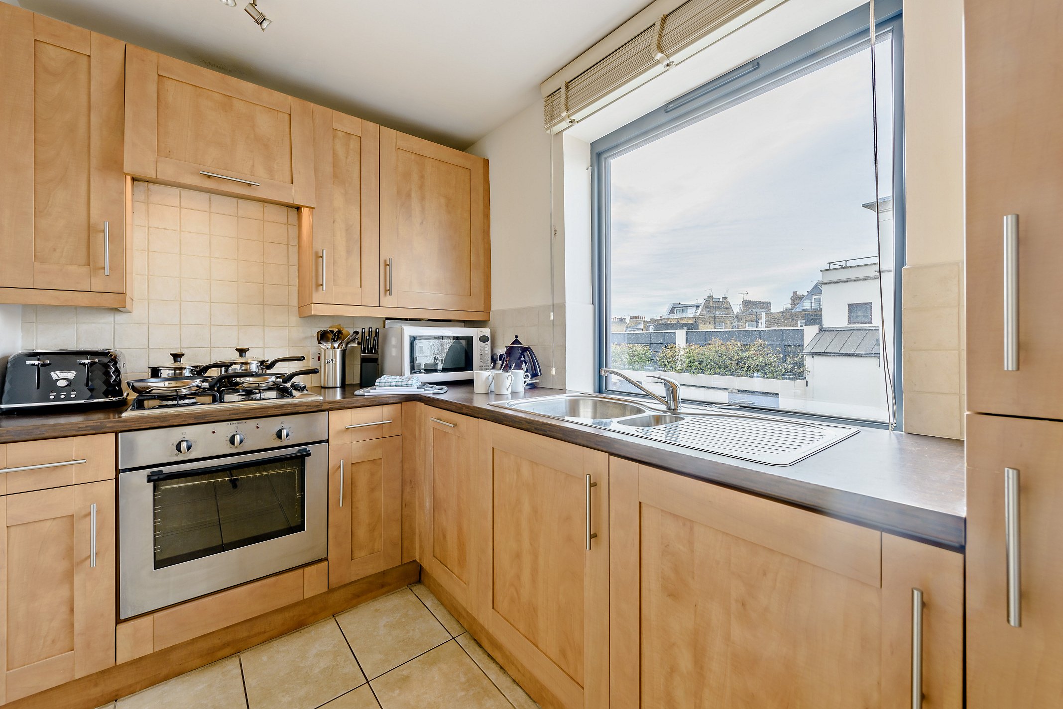 8447057-interior25-800.jpg
