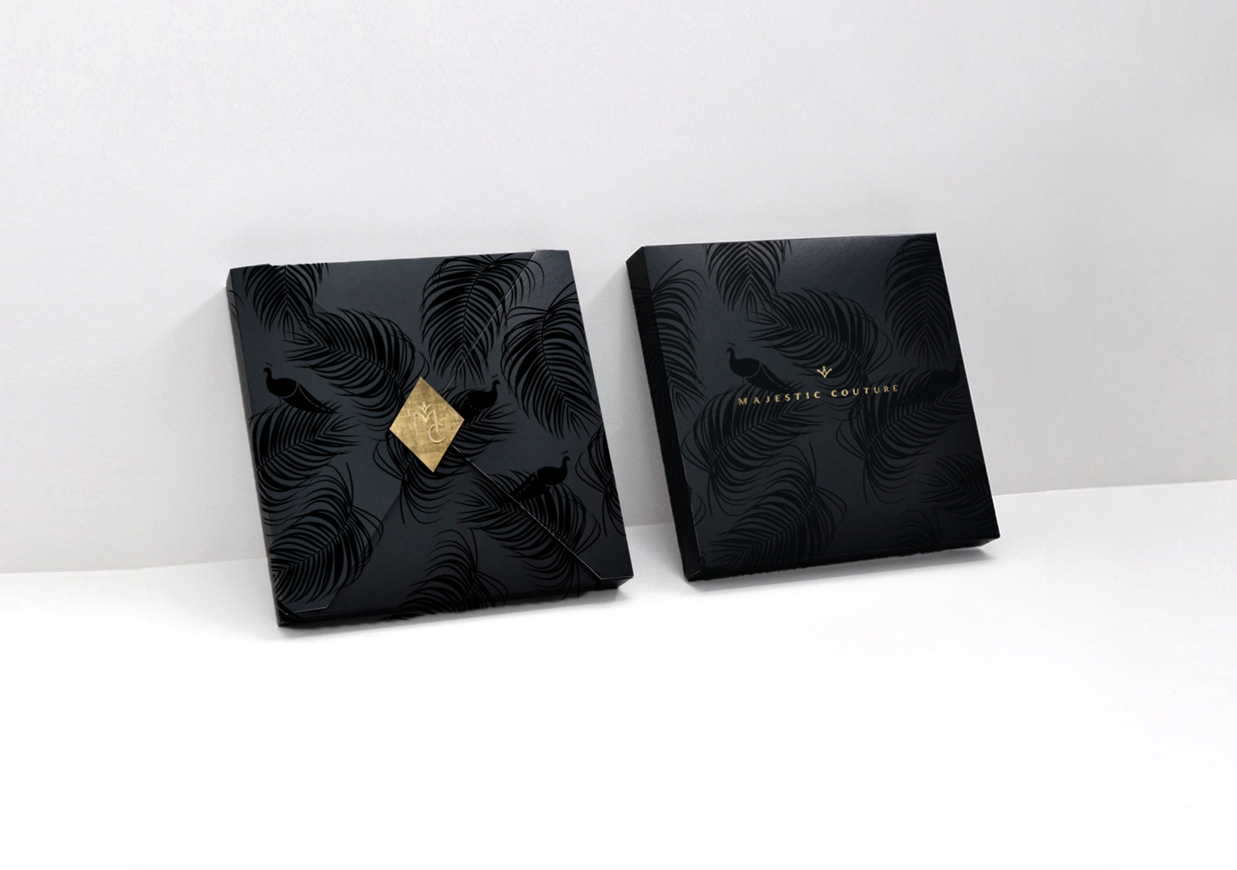 black-elegant-packaging-loolaadeisgns.png