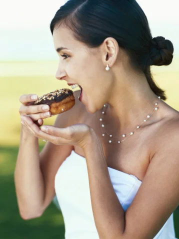 Photo Credit: julesbridaljewellery.com