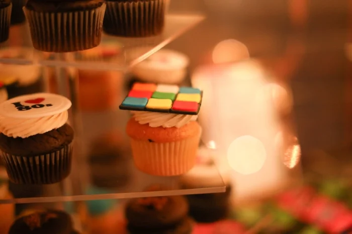 rubix cube cupcake.jpg
