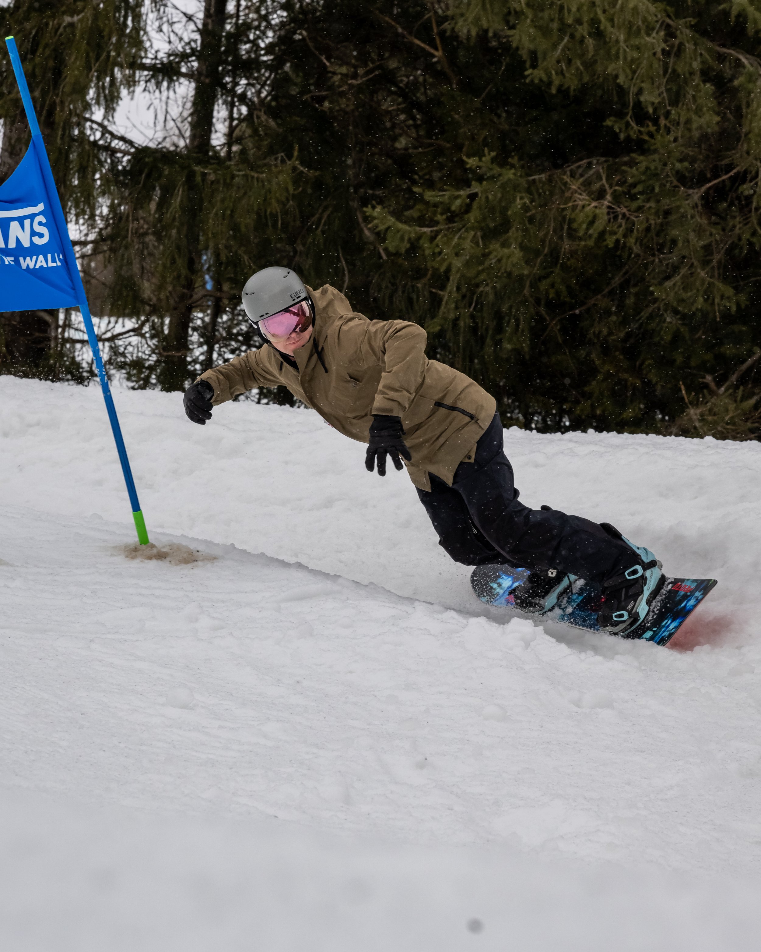 GerardRICHARDSON-20220326 Beaver Valley Banked Salmon-28750.jpg