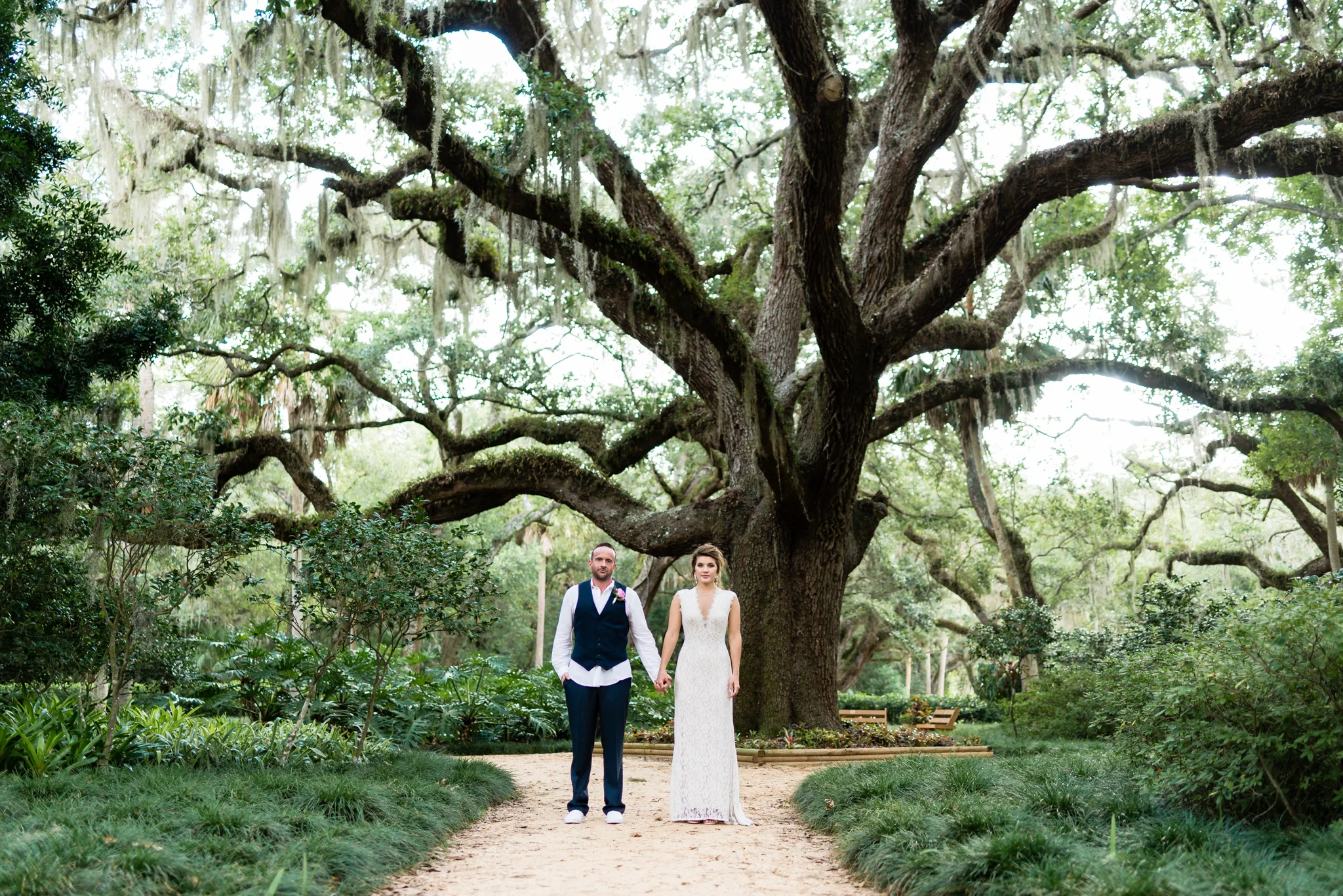 Zach + Anna (New Edit)-36-2.jpg