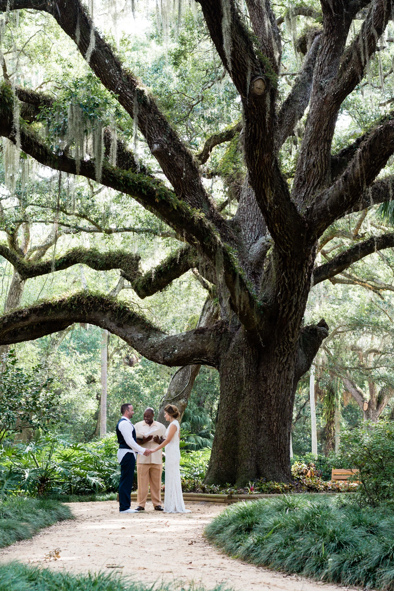 Zach + Anna (New Edit)-40.jpg