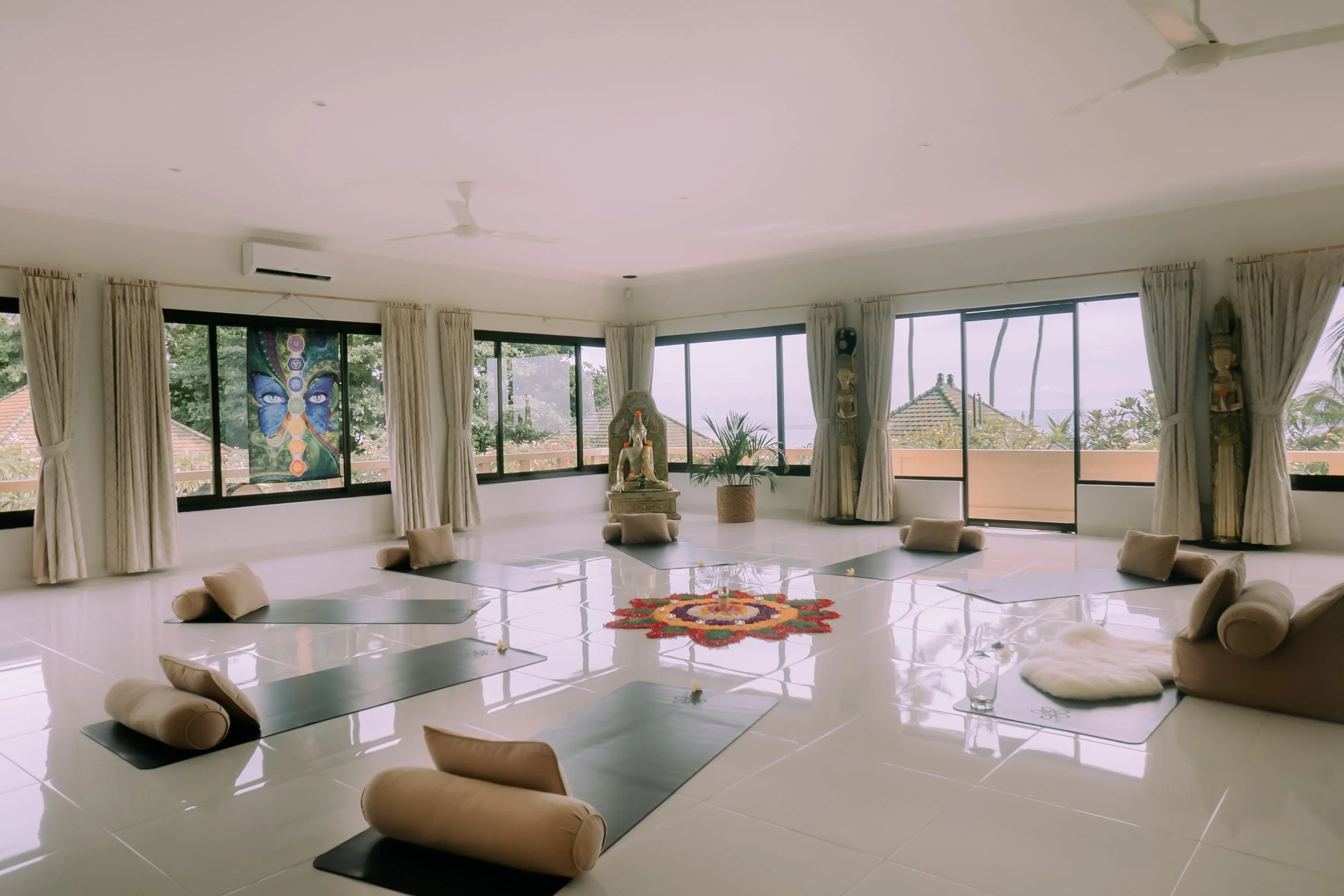 Poinciana_retreat_space20.JPG