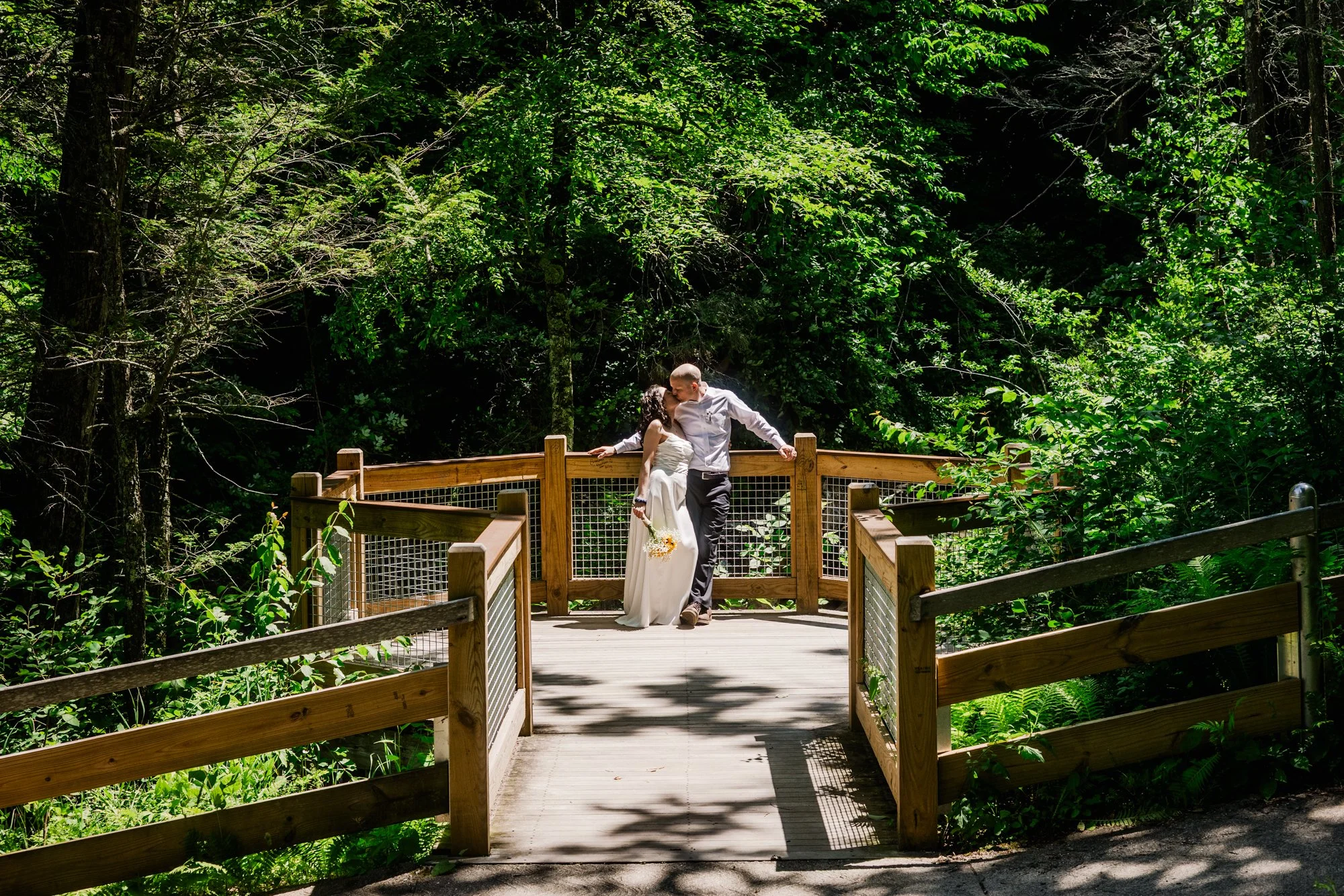 MD_Elopement_Sneaks_005.jpg