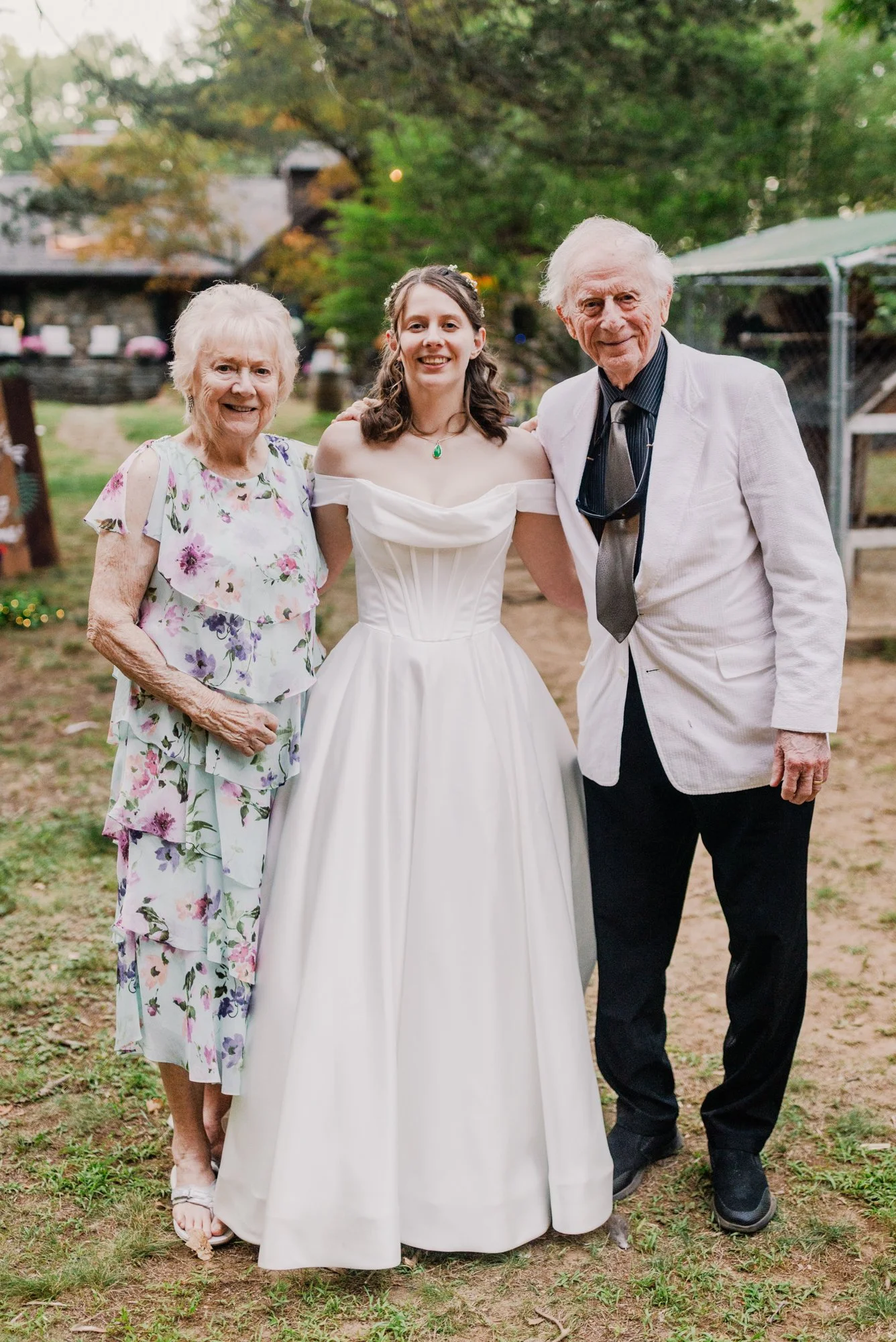 HD-Wedding-Sneaks-11.jpg