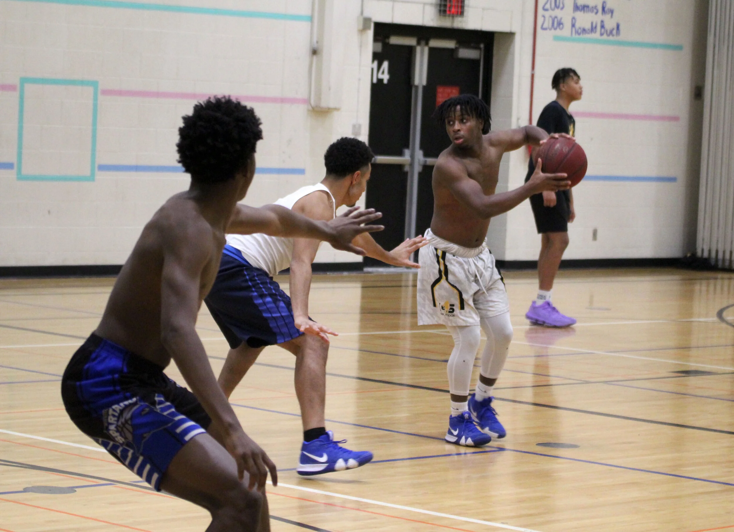 Polar men to take on Lake City in first full-roster game of the season