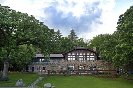 The golf club house that once denied Eddie Manderville may soon take his name