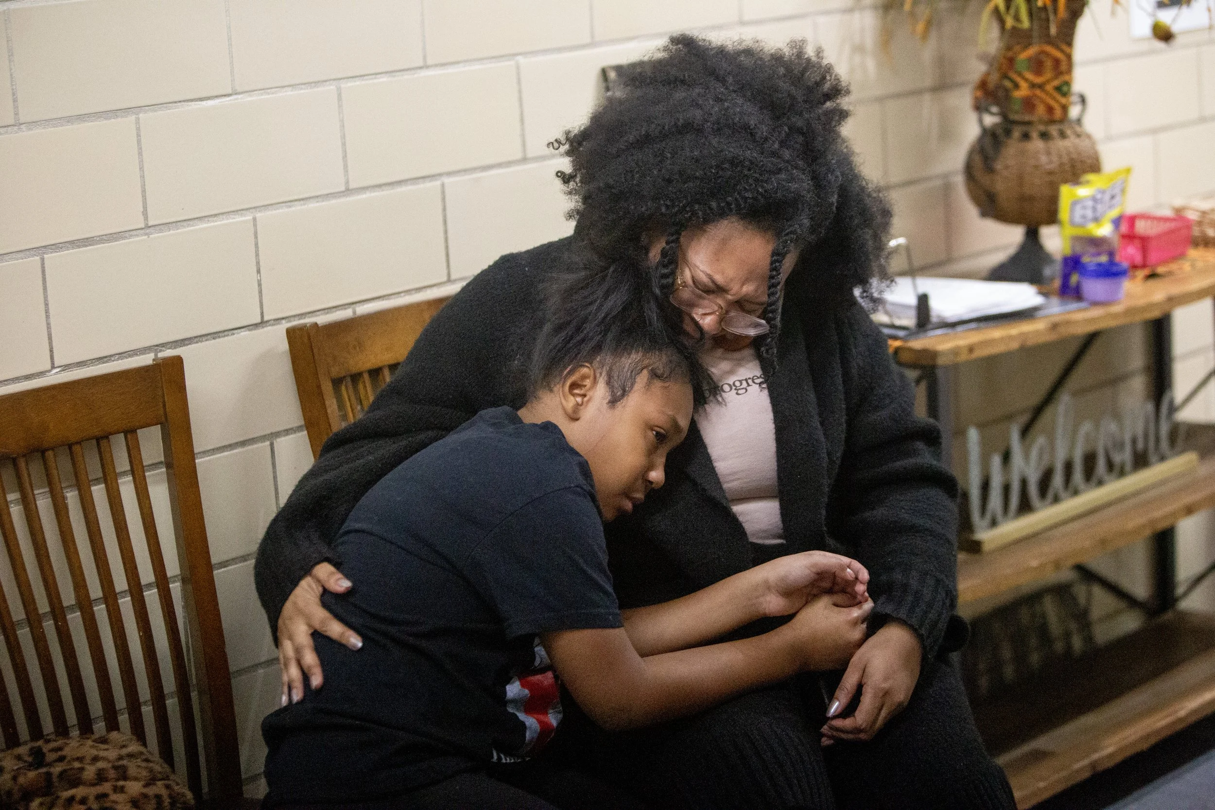 Charter school board votes to close amid financial crisis