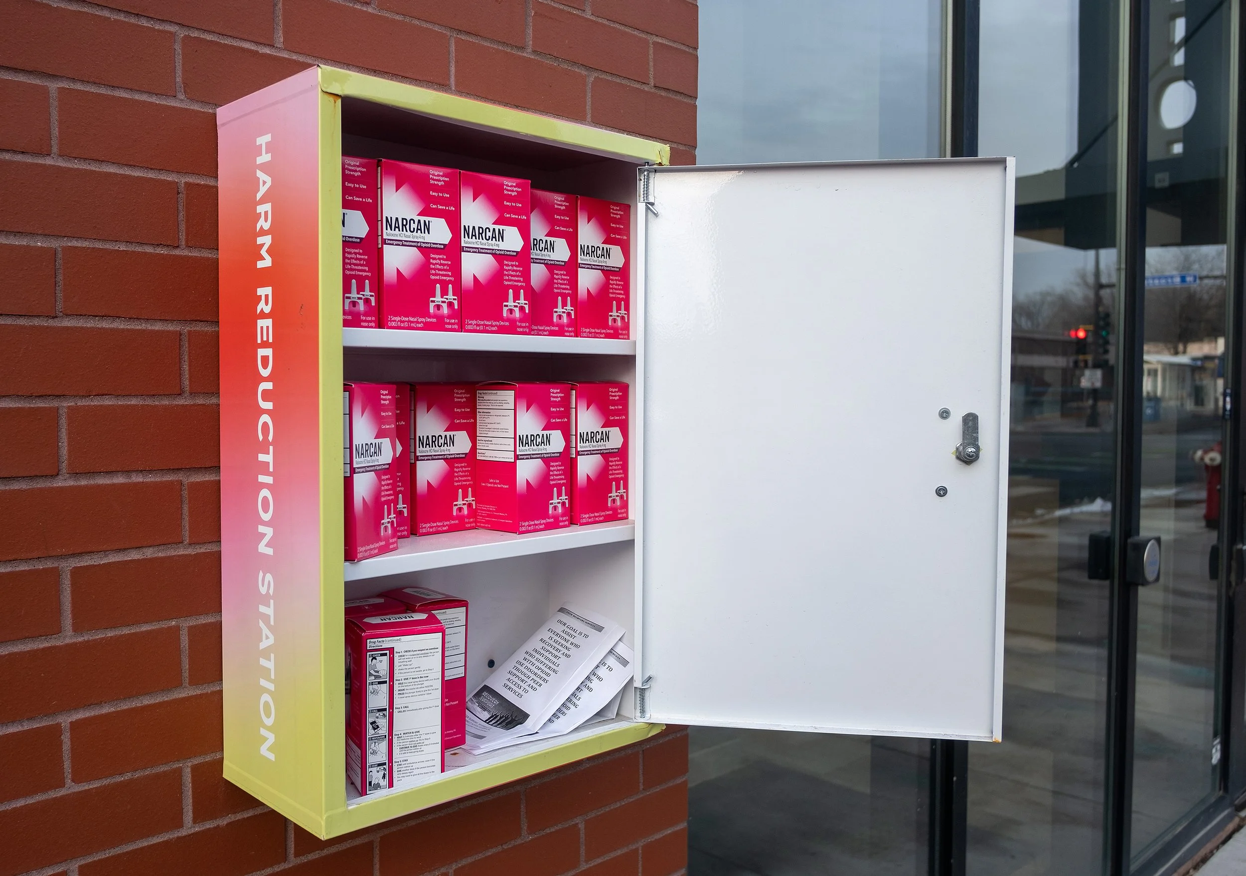 Recovery experts warn that Narcan freezes when temperatures near zero 