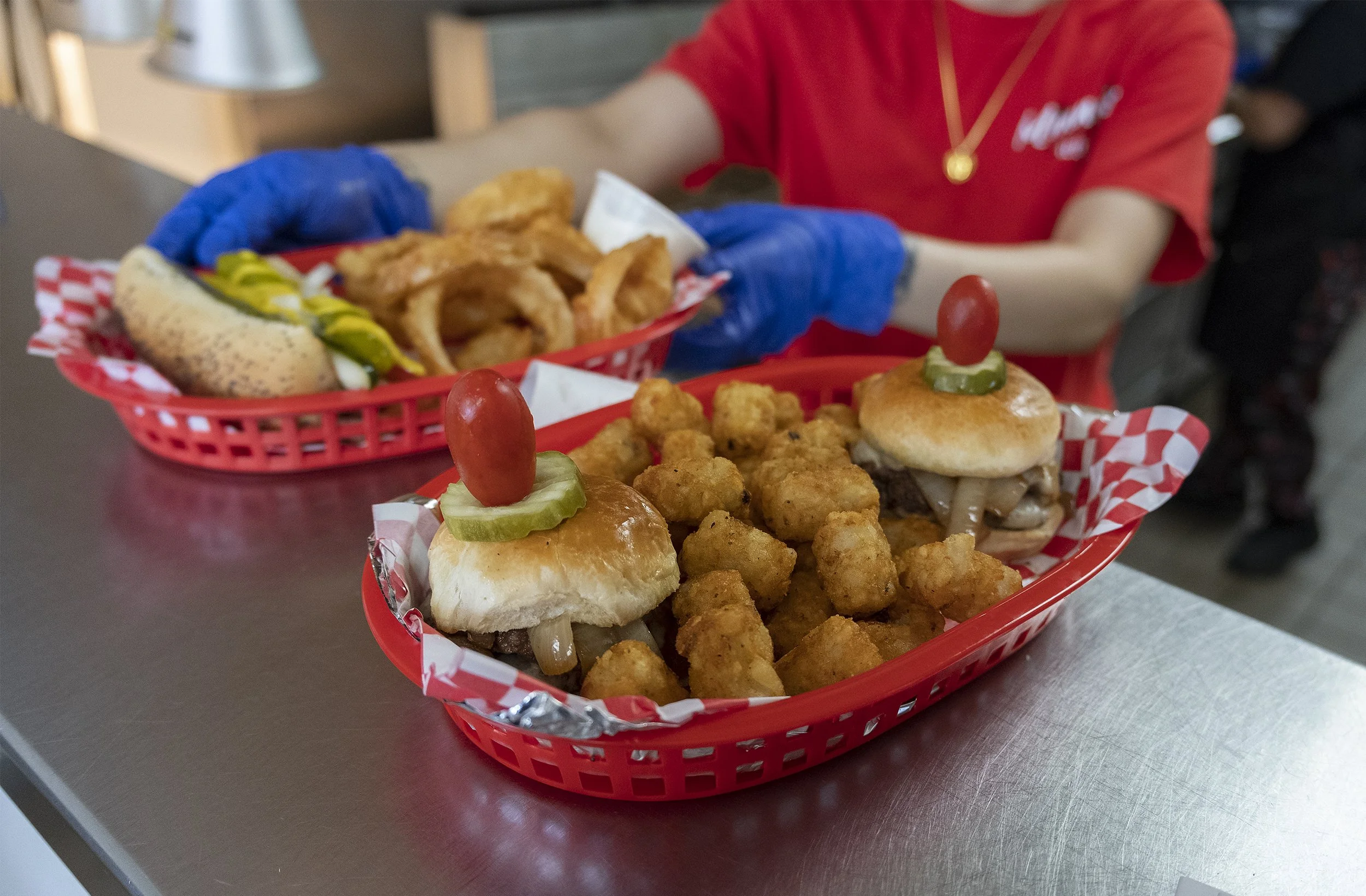 Tastes of Chicago travel North to new Glenwood Avenue eatery