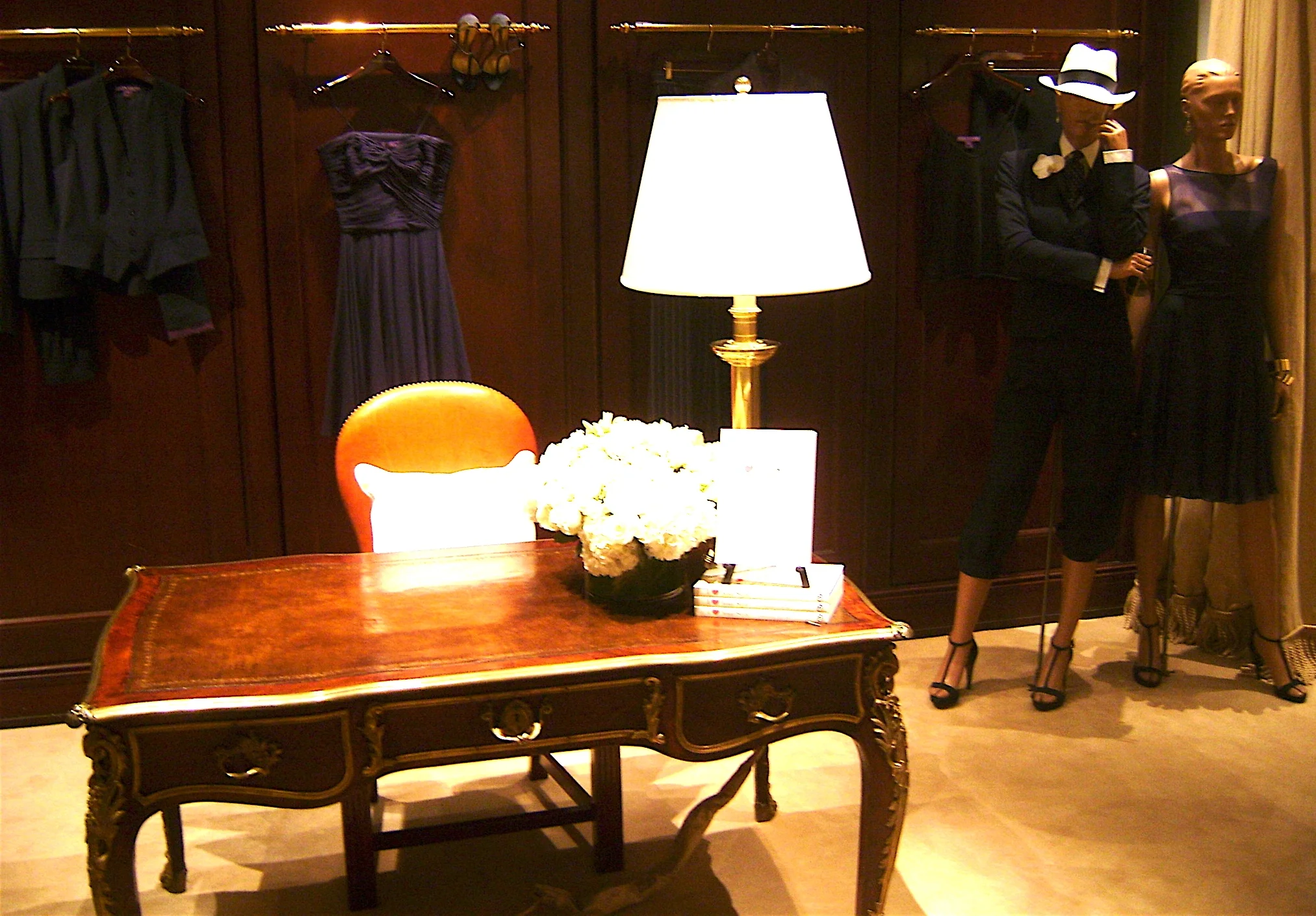 AmandaBrooks book signing 002.jpg