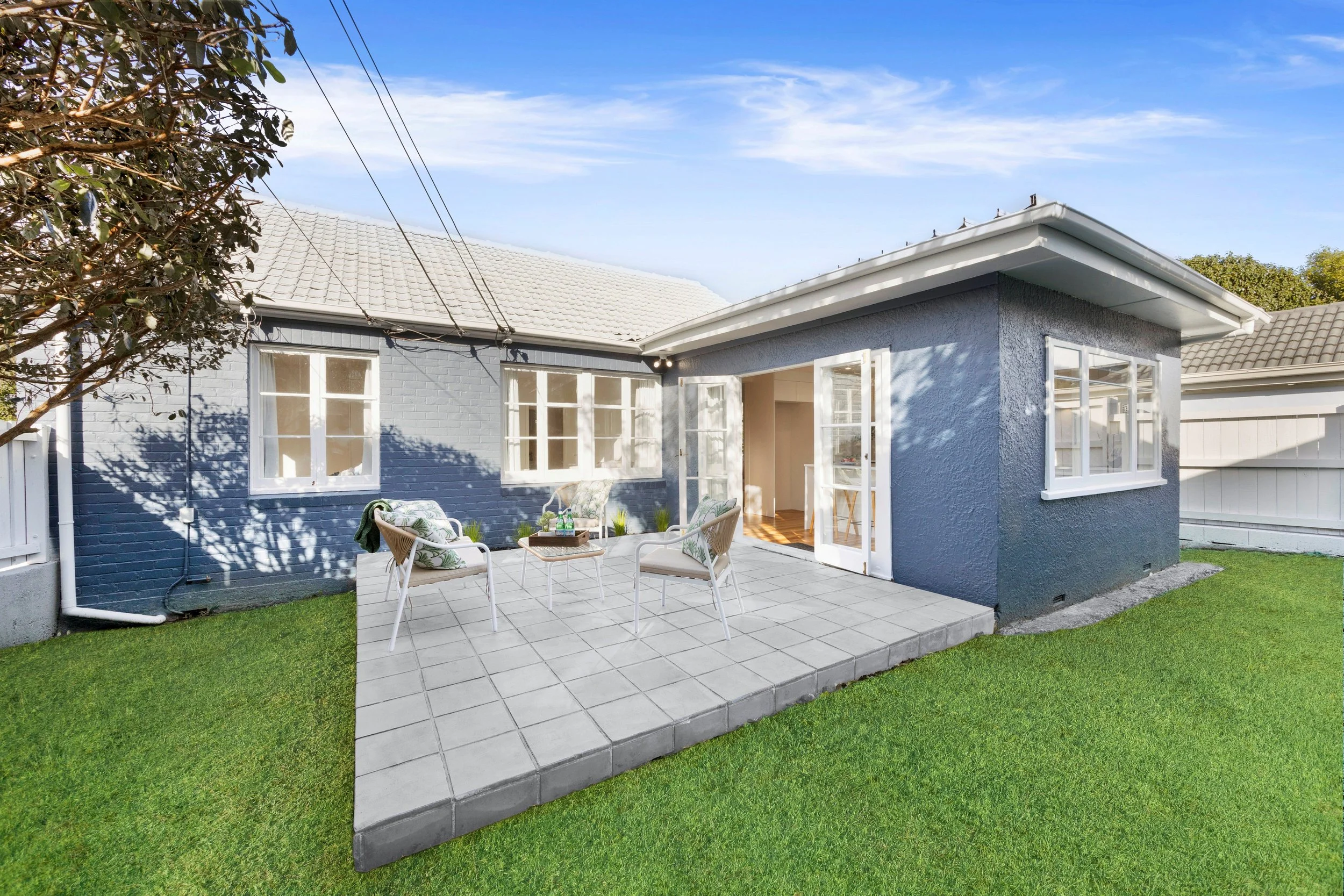 Paihia Rd - outside v2.jpg